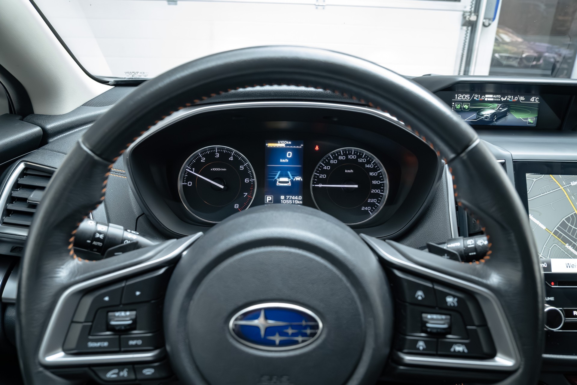 SUBARU XV 2.0 Swiss Plus AWD Lineartronic-image-11