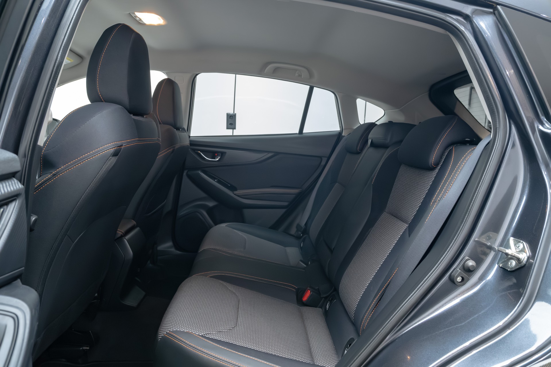 SUBARU XV 2.0 Swiss Plus AWD Lineartronic-image-13