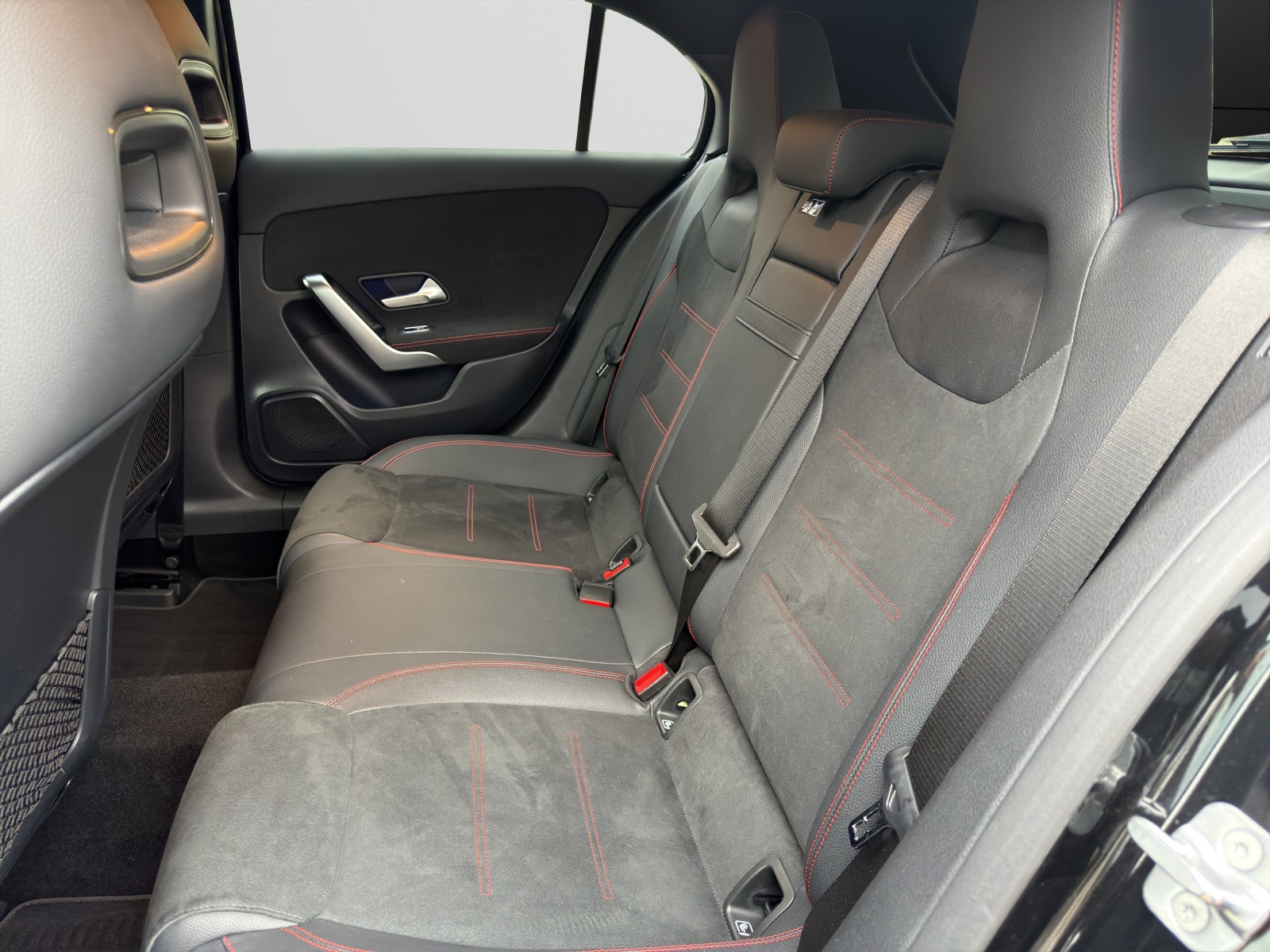 Image MERCEDES-BENZ A-250 A 250e AMG Line