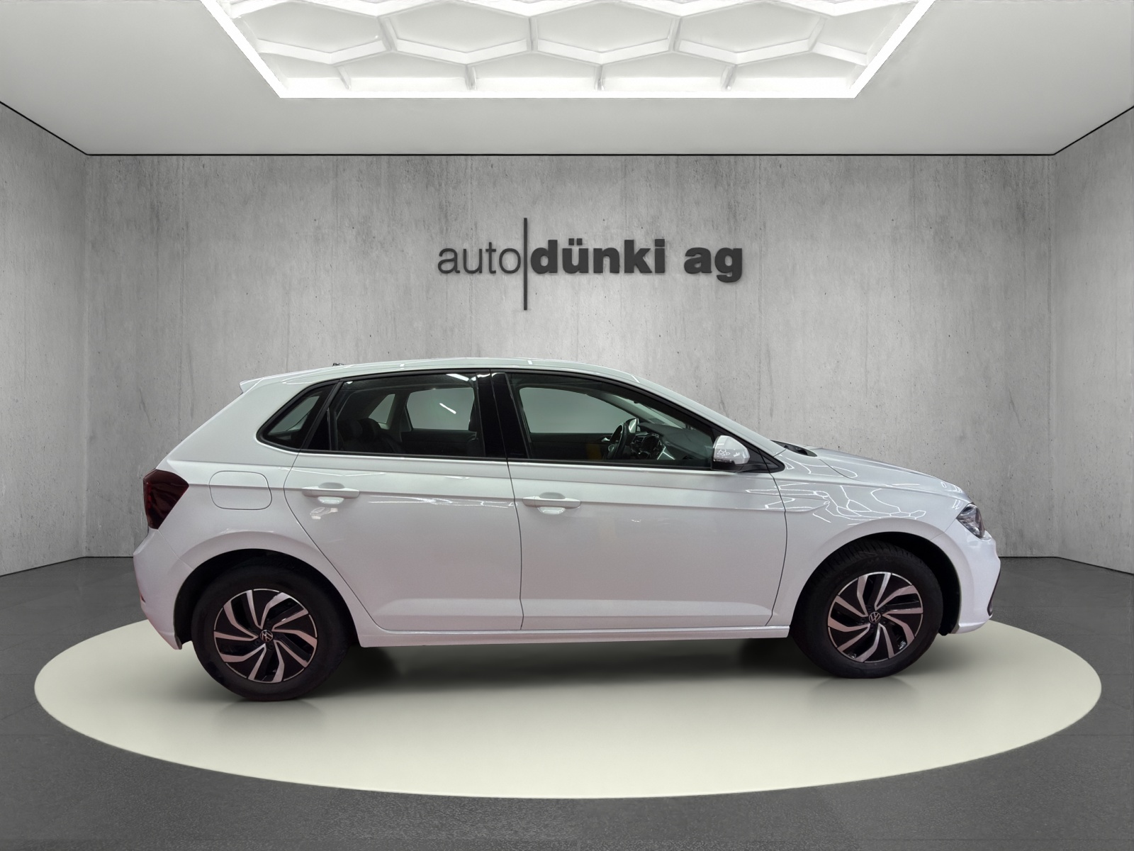 VW Polo 1.0 TSI Life DSG-image-4