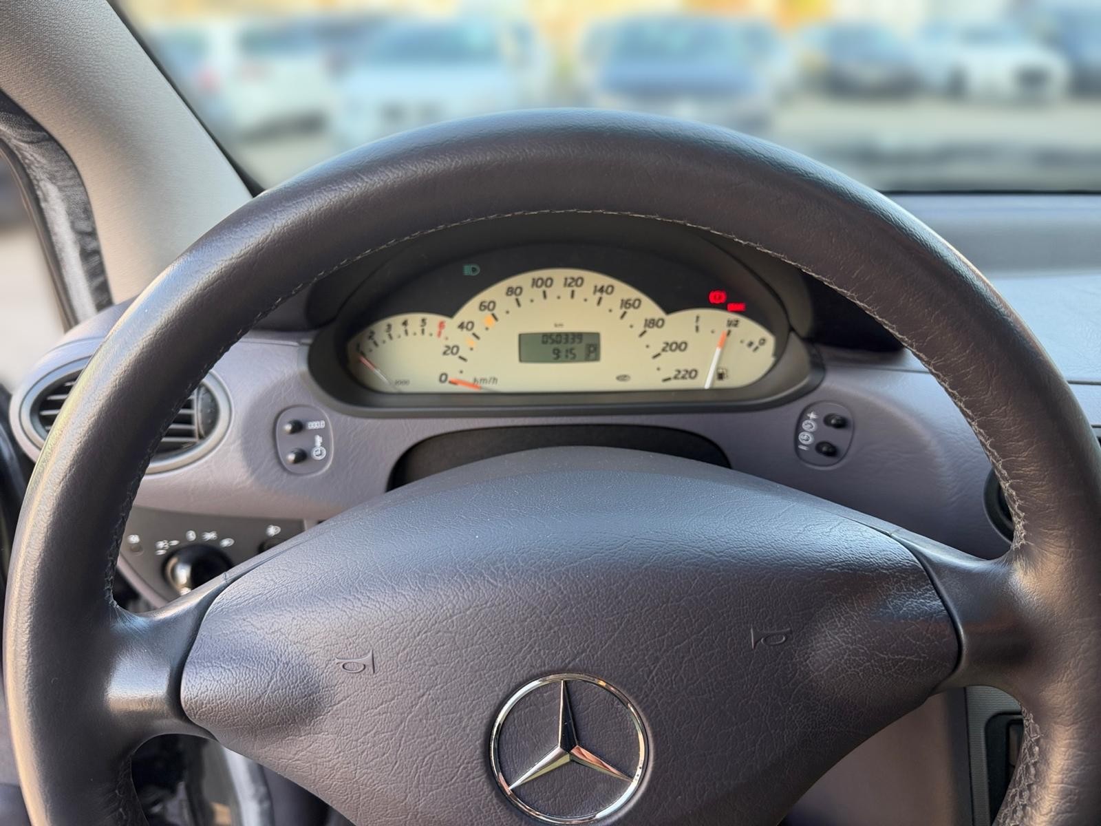 MERCEDES-BENZ A 160 Avantgarde-image-7
