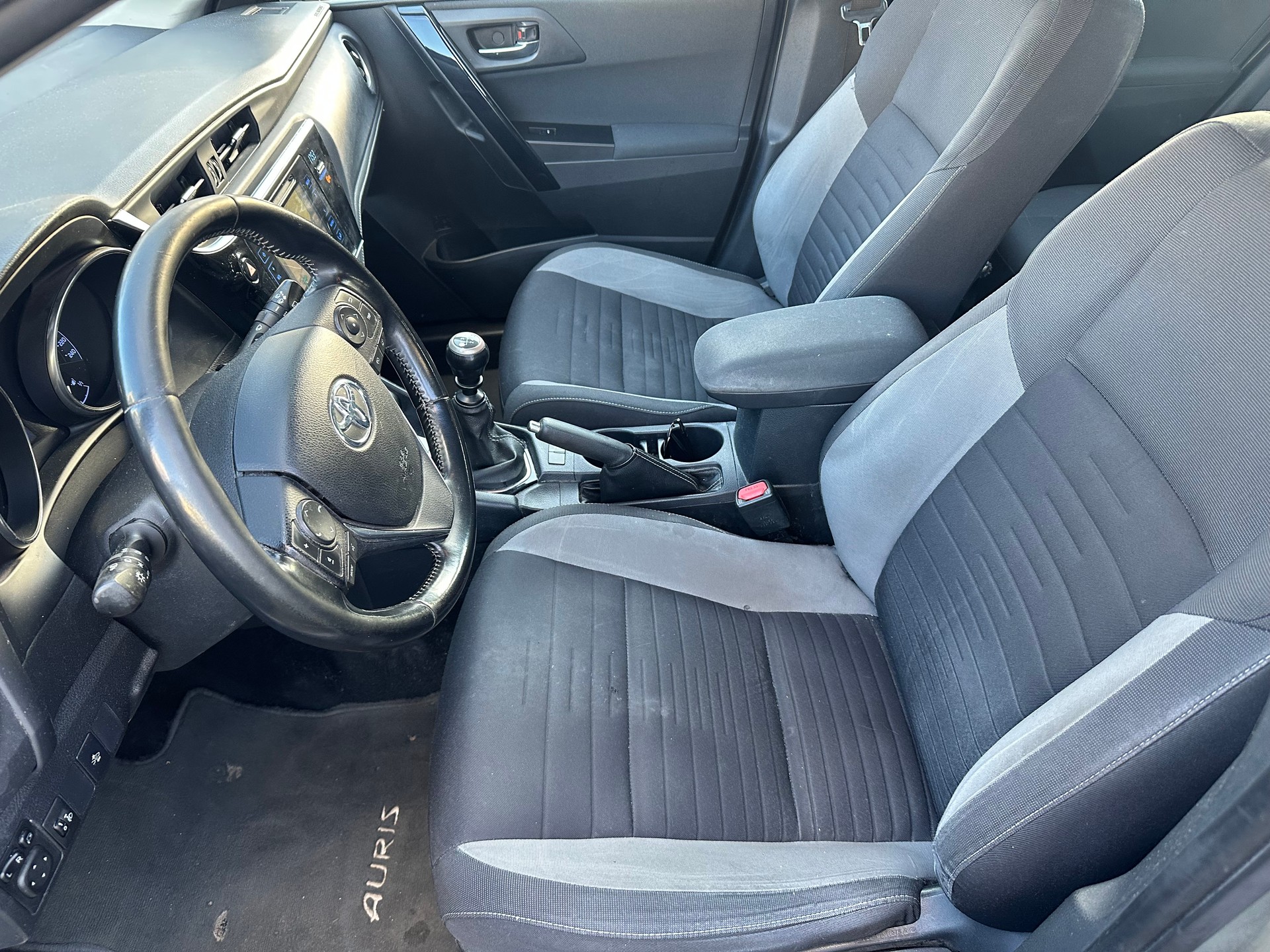 TOYOTA Auris Touring Sports 1.2 Turbo Sol-image-13