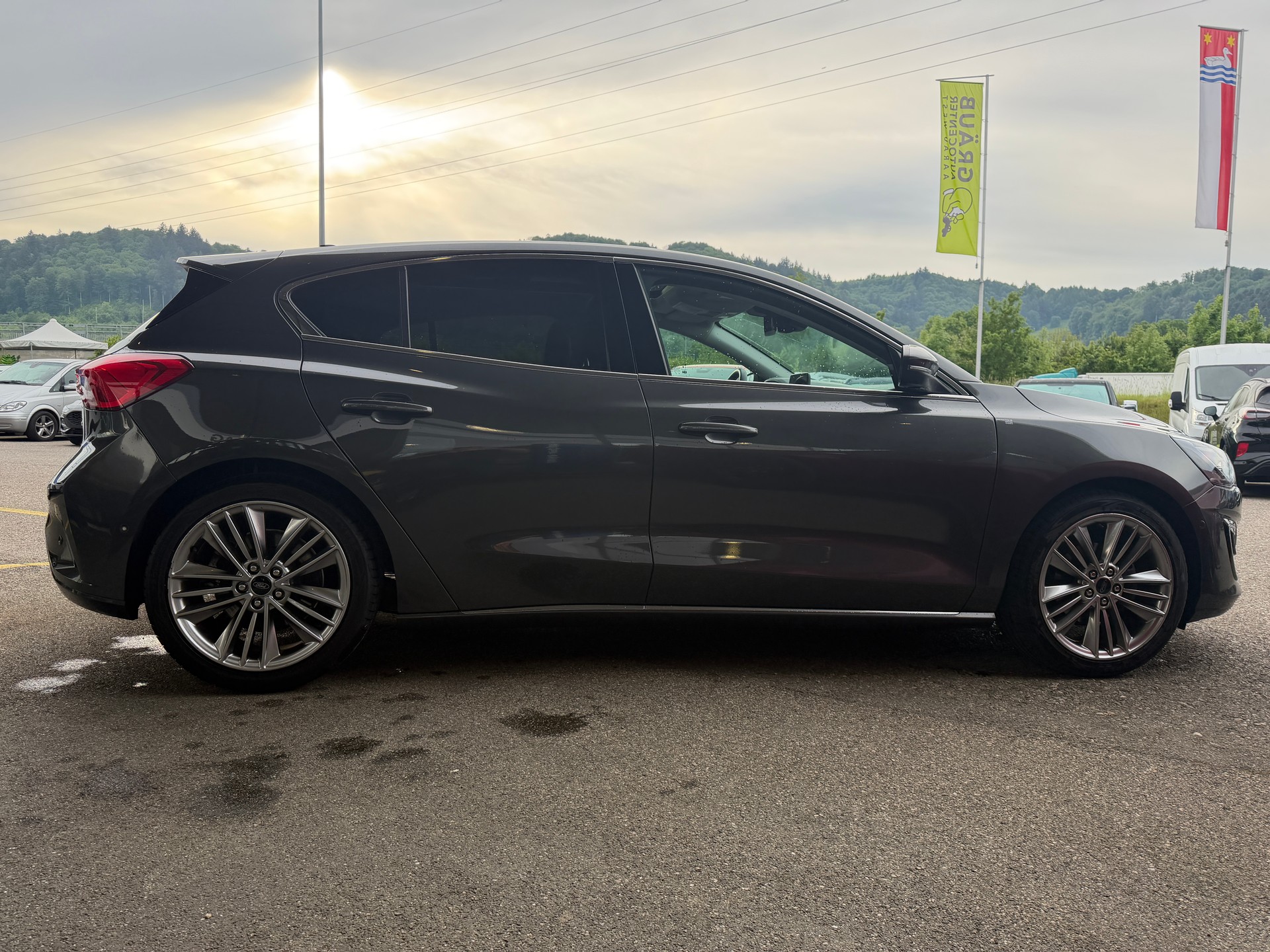 FORD Focus 1.0 SCTi Vignale Automatic-image-5