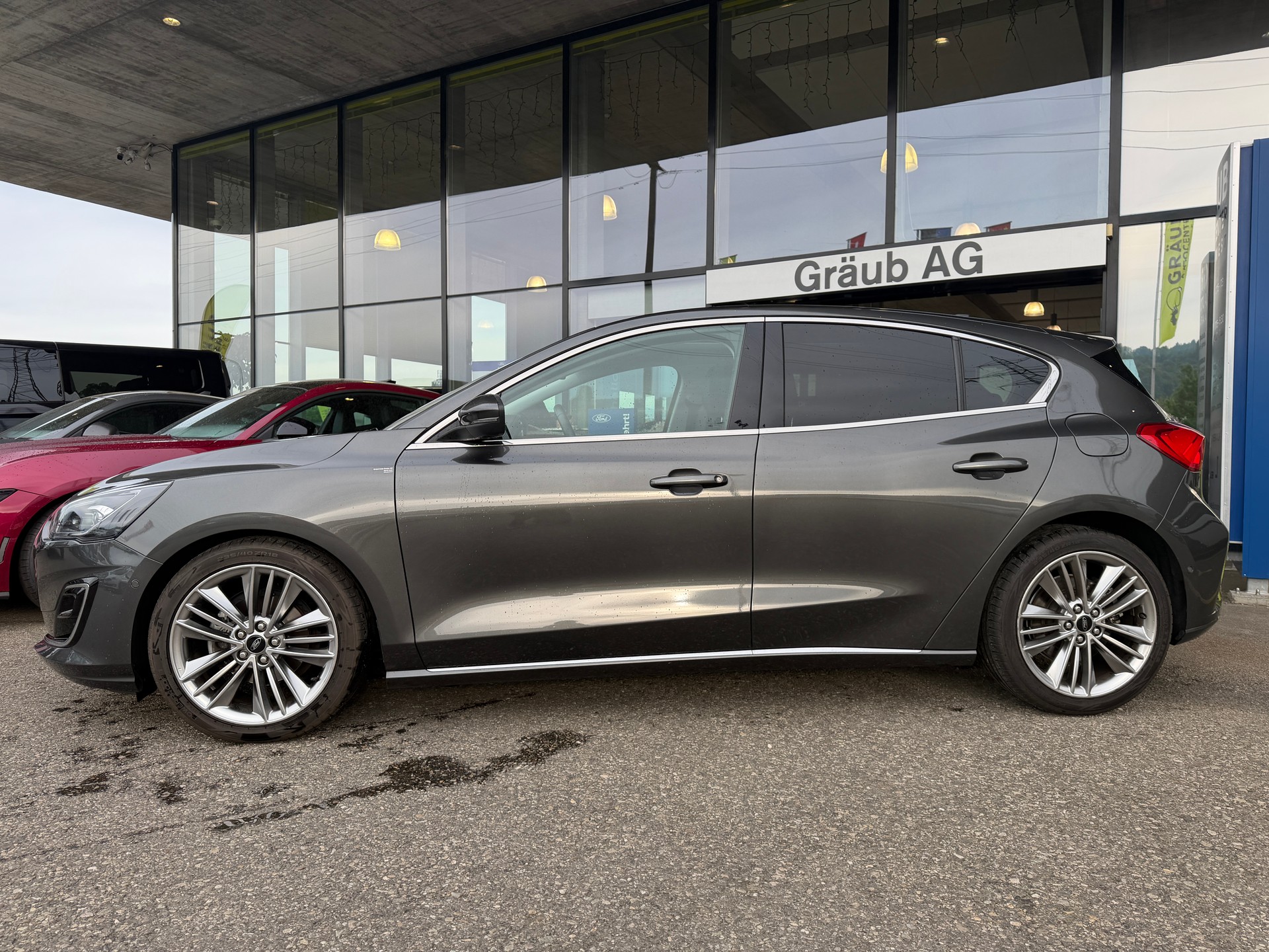 FORD Focus 1.0 SCTi Vignale Automatic-image-3