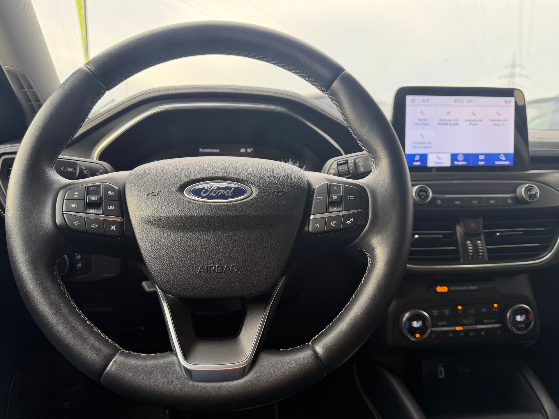 FORD Focus 1.0 SCTi Vignale Automatic-image-7