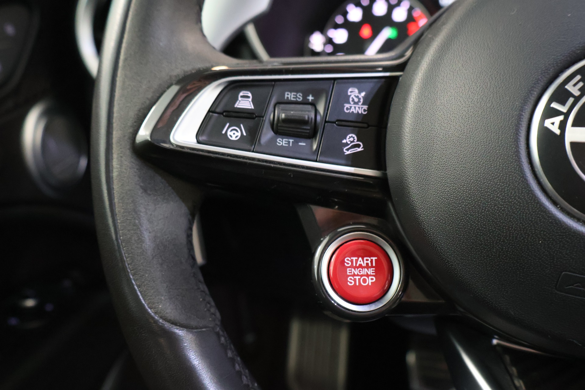 ALFA ROMEO Stelvio 2.9 V6 Quadrifoglio Pack Sky Q4 AT8-image-17
