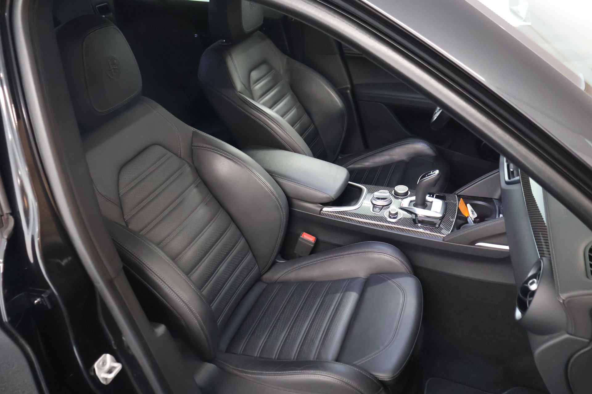 ALFA ROMEO Stelvio 2.9 V6 Quadrifoglio Pack Sky Q4 AT8-image-14