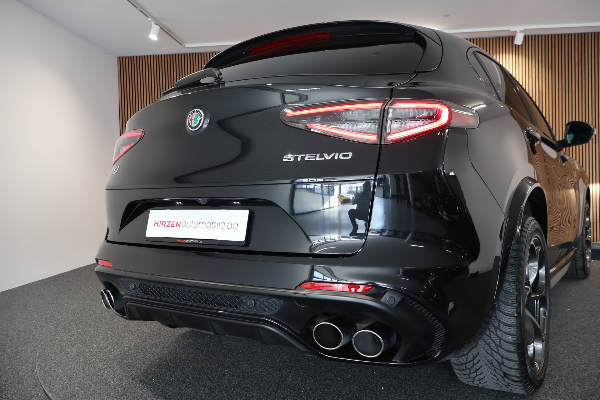ALFA ROMEO Stelvio 2.9 V6 Quadrifoglio Pack Sky Q4 AT8-image-29