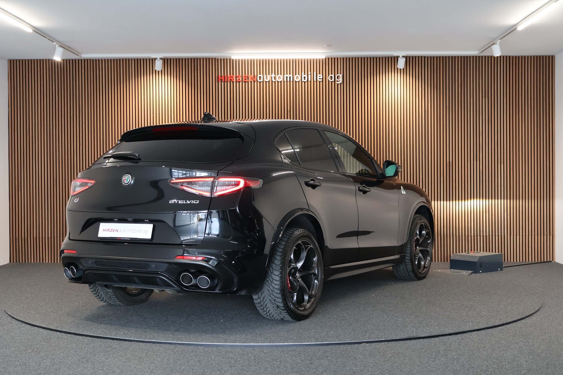 ALFA ROMEO Stelvio 2.9 V6 Quadrifoglio Pack Sky Q4 AT8-image-4