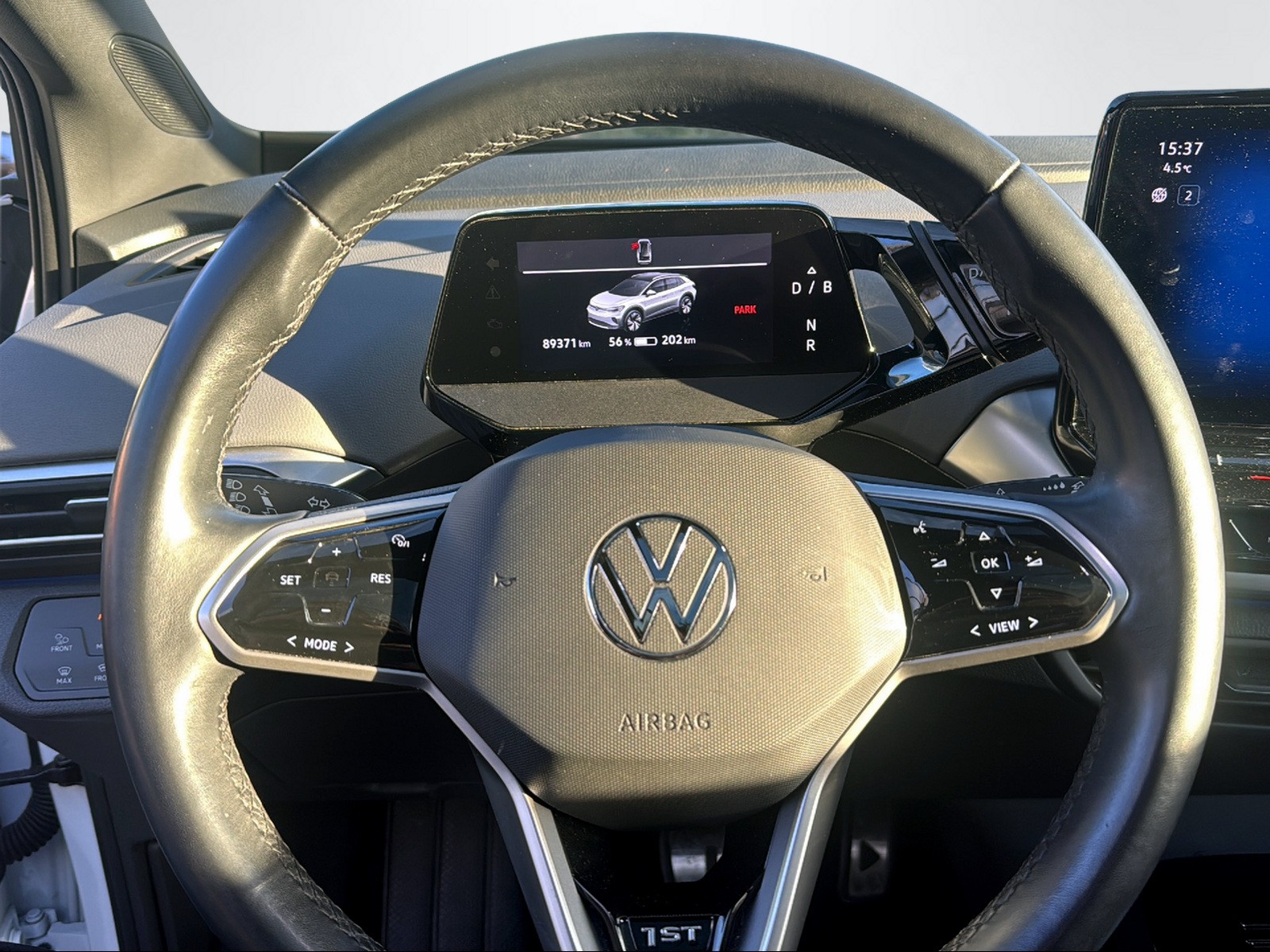 VW ID.4 Pro Performance 1st Edition Max-image-9