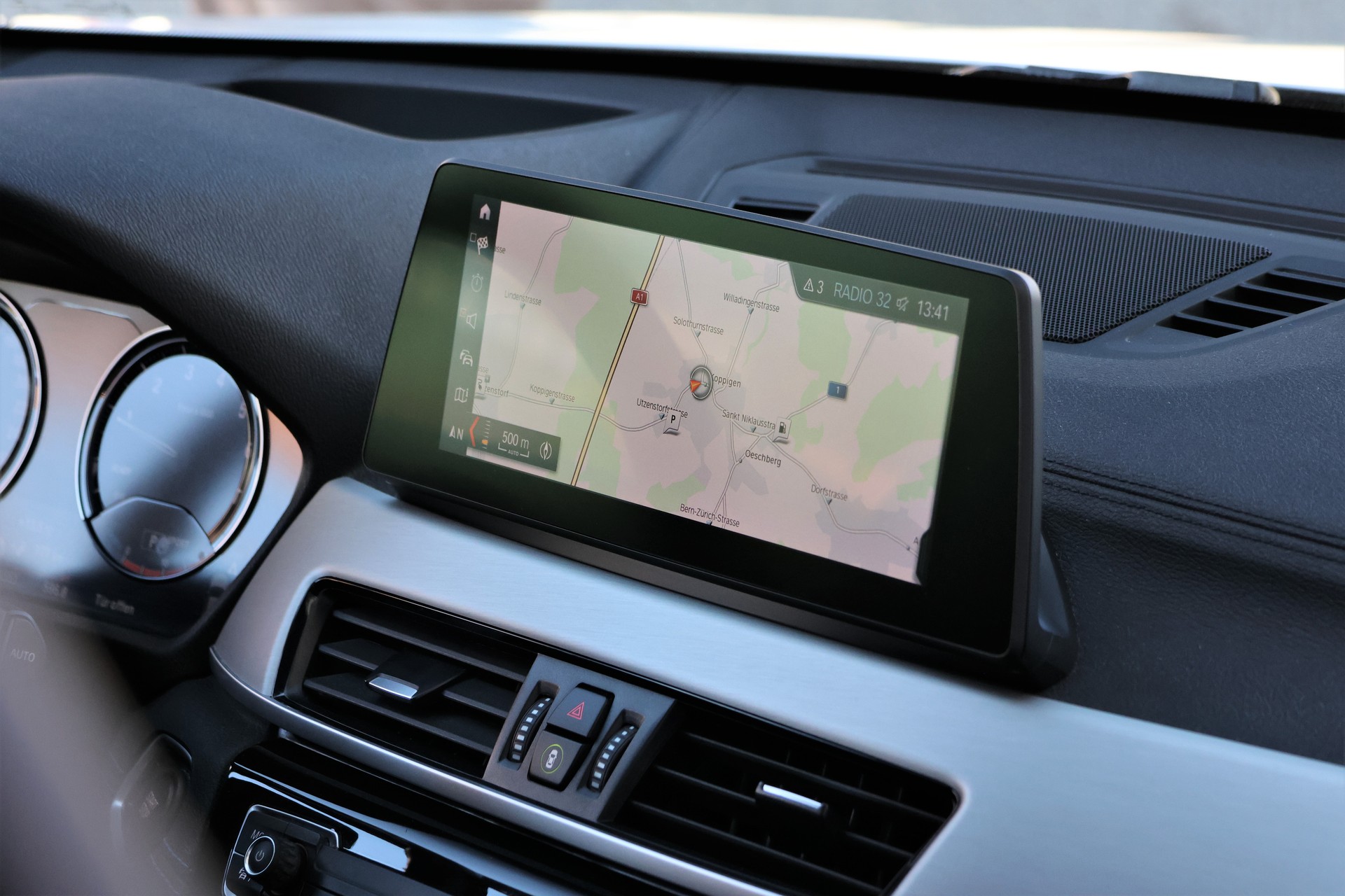 BMW X1 xDrive 25e M Sport Fleet Edition Steptronic (CH)-image-17