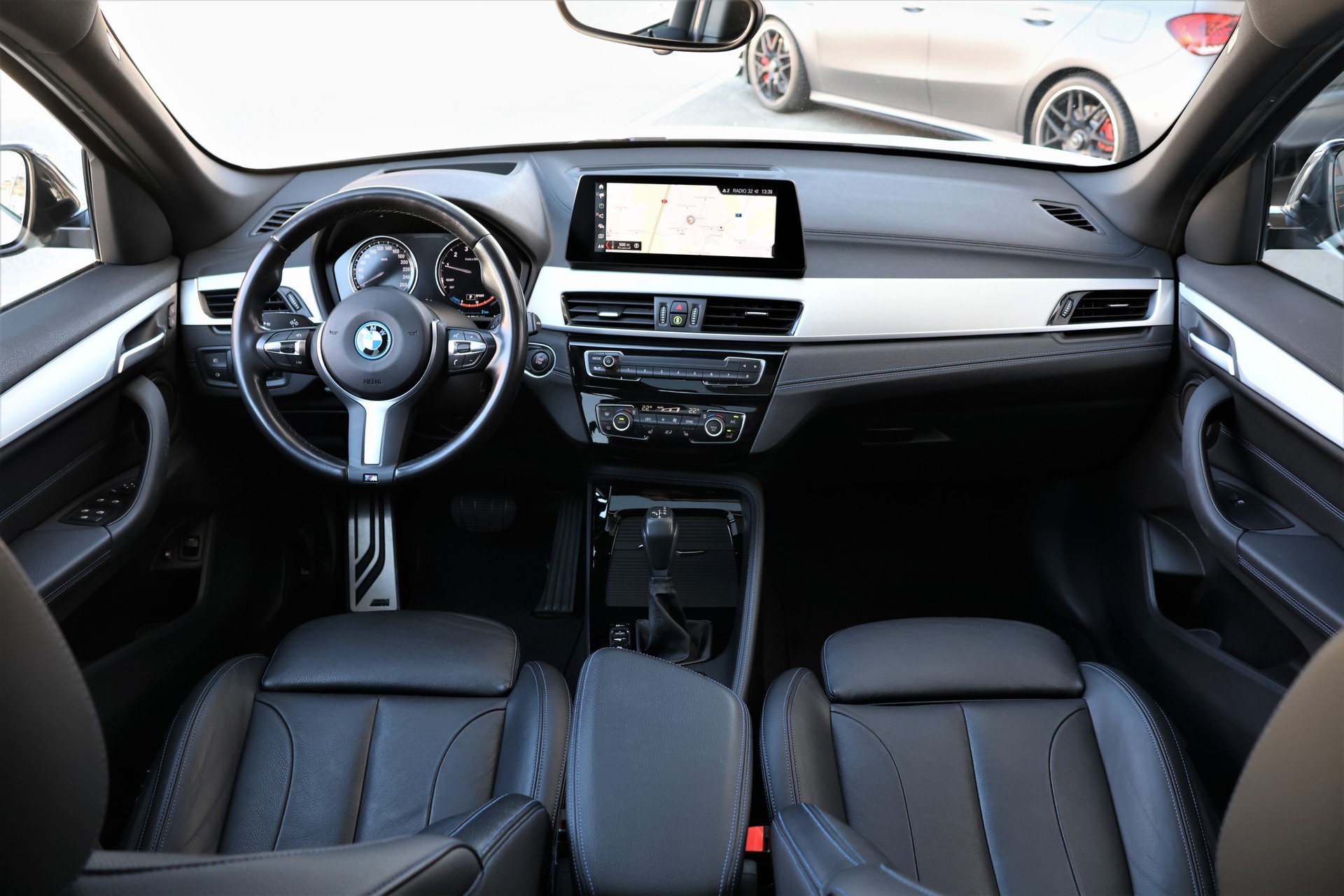 BMW X1 xDrive 25e M Sport Fleet Edition Steptronic (CH)-image-13