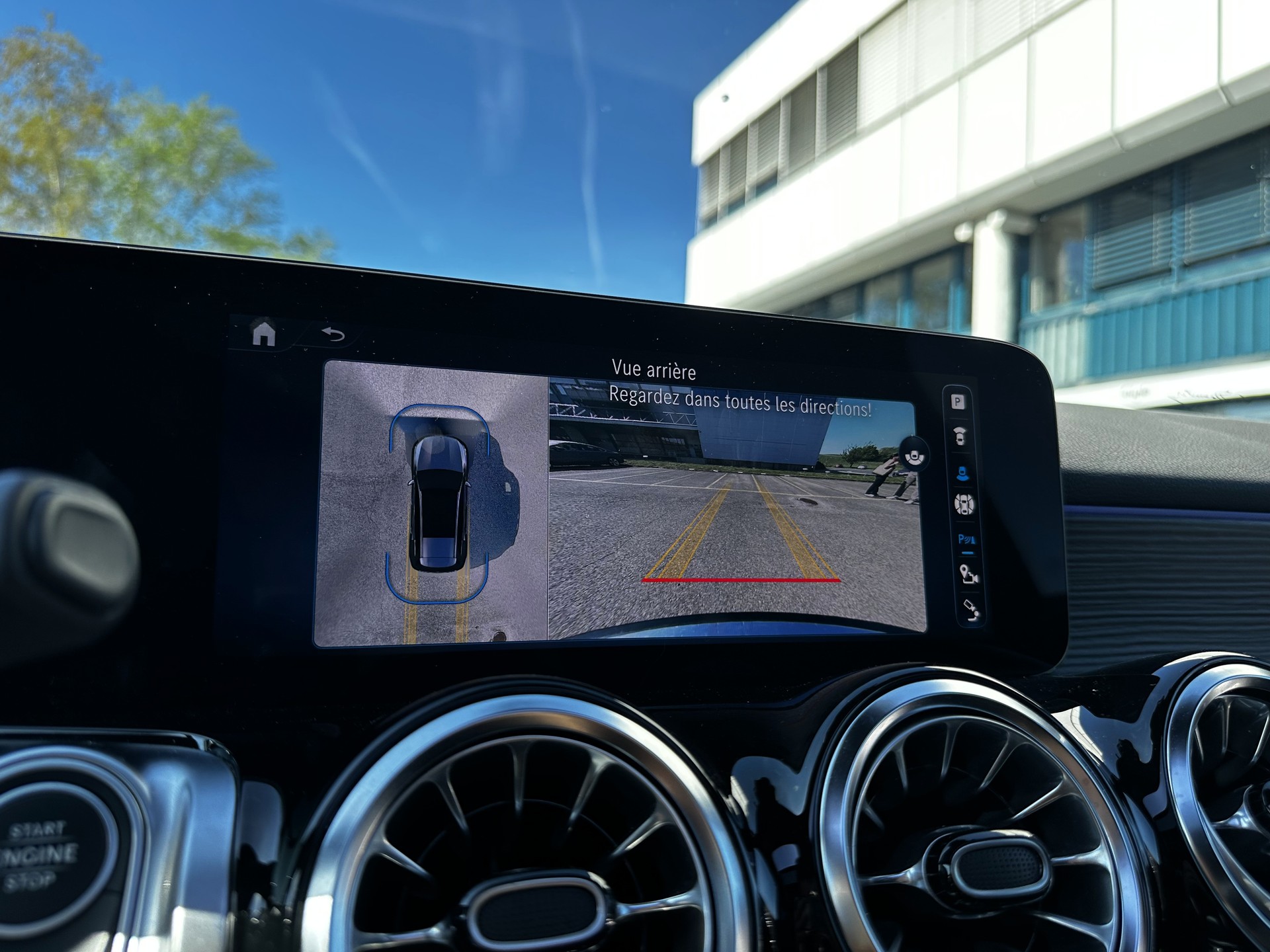 MERCEDES-BENZ GLB 250 4Matic AMG Line * 7 places *-image-10