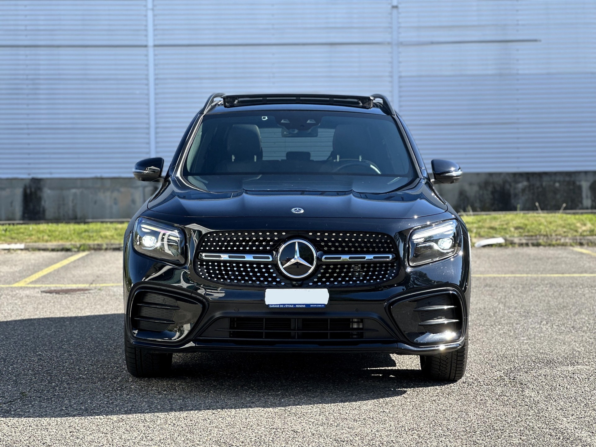 MERCEDES-BENZ GLB 250 4Matic AMG Line * 7 places *-image-1