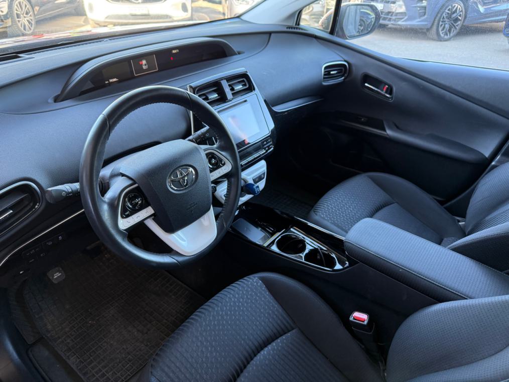 TOYOTA Prius 1.8 VVT-i HSD Sol Premium-image-3