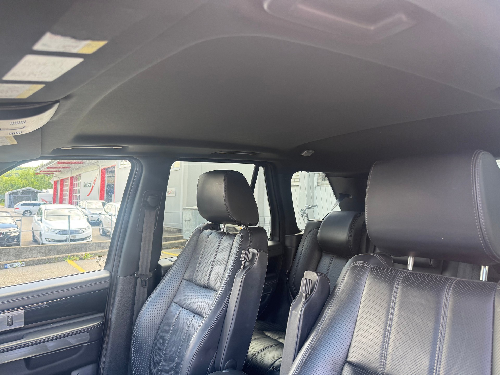 LAND ROVER Range Rover Sport 3.0 TDV6 HSE Automatic-image-6