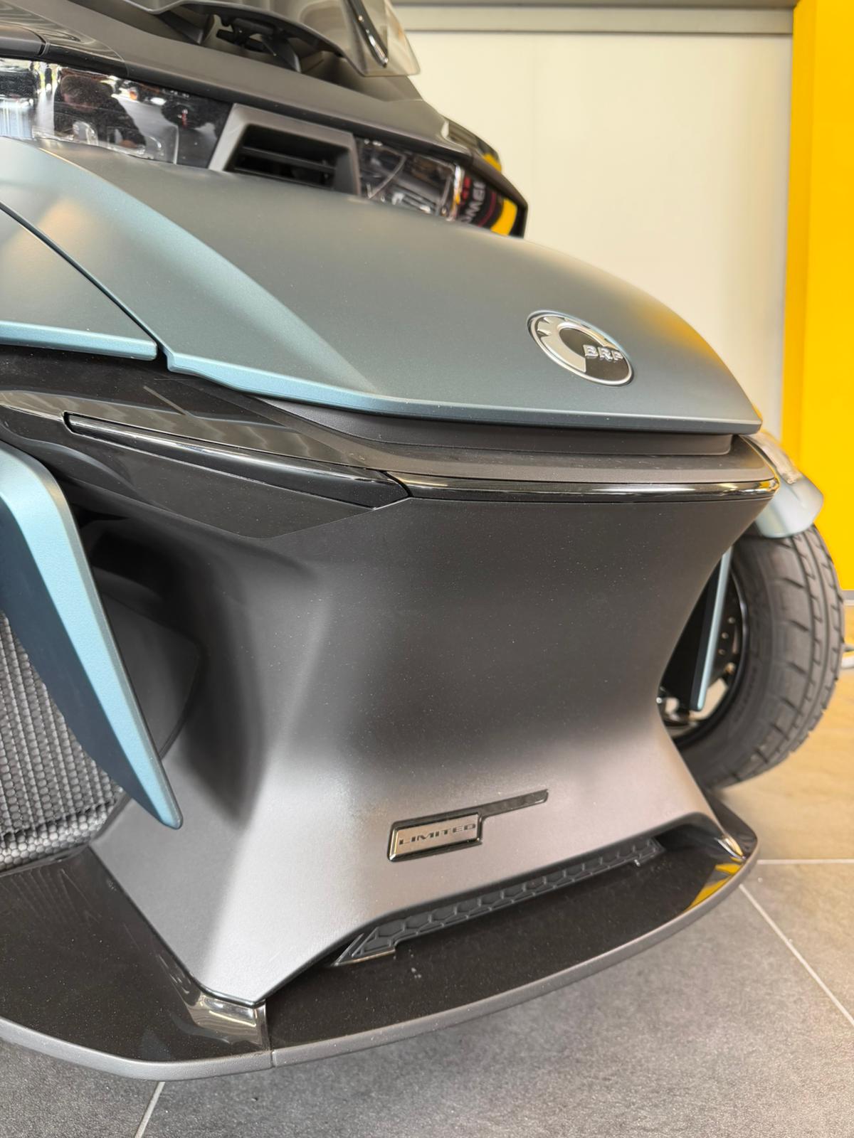 CAN-AM Spyder RT LTD-image-14