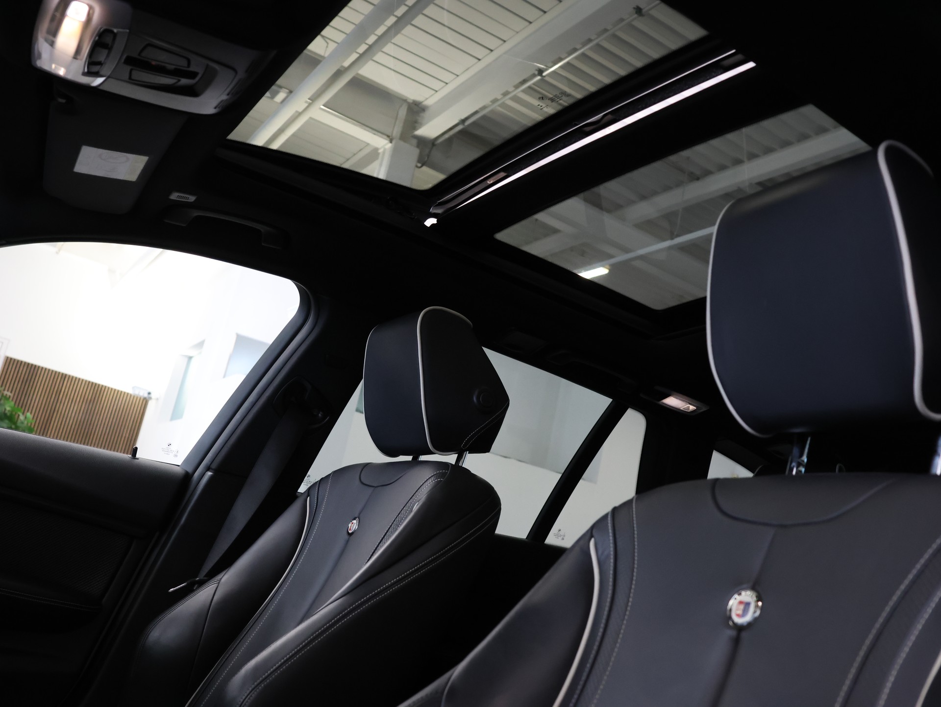 BMW-ALPINA D3 BiTurbo Touring 3.0d Switch-Tronic *Alpinaweiss*Harman&Kardon*-image-24