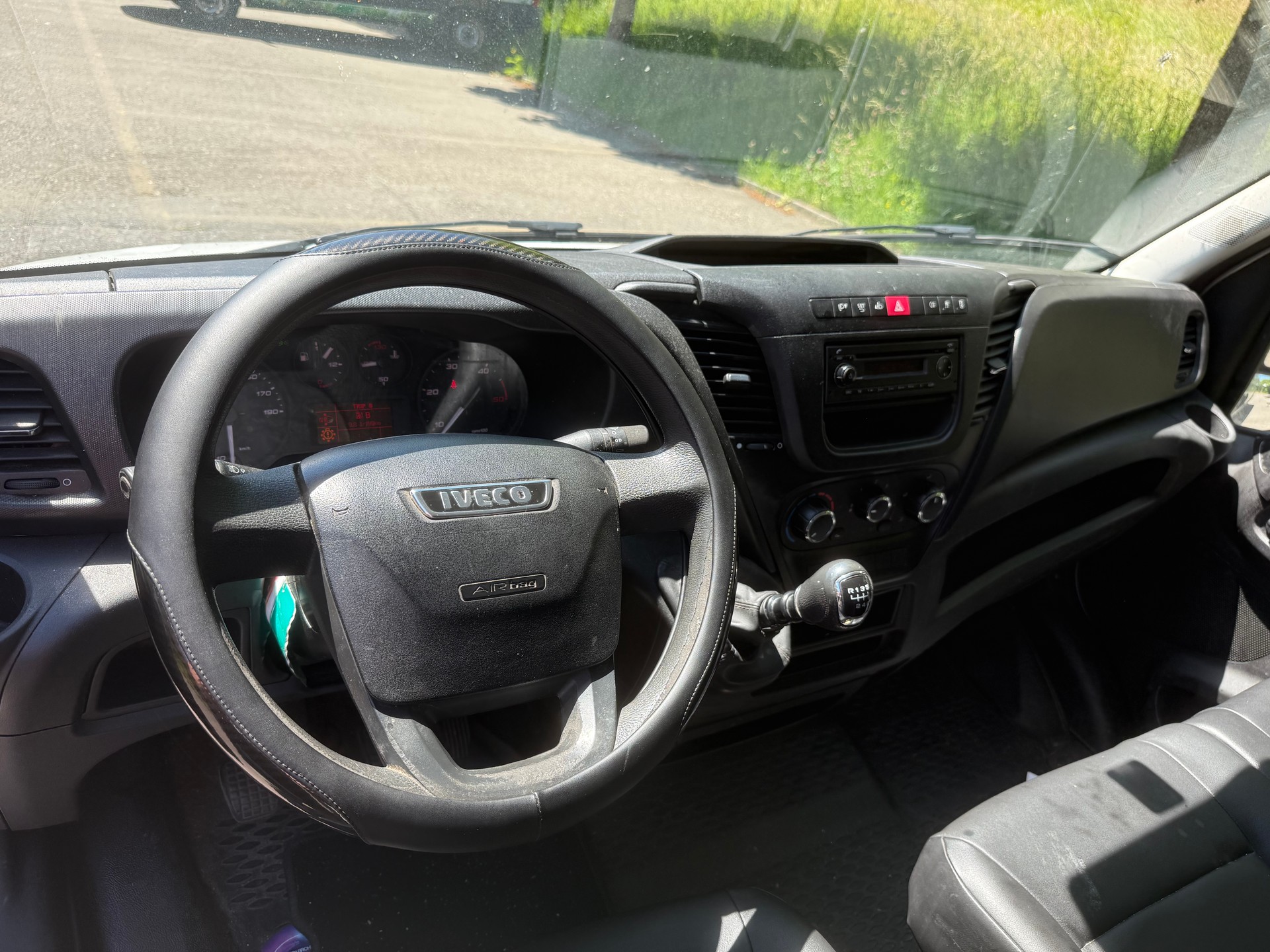 IVECO 35 S 14 V-image-6