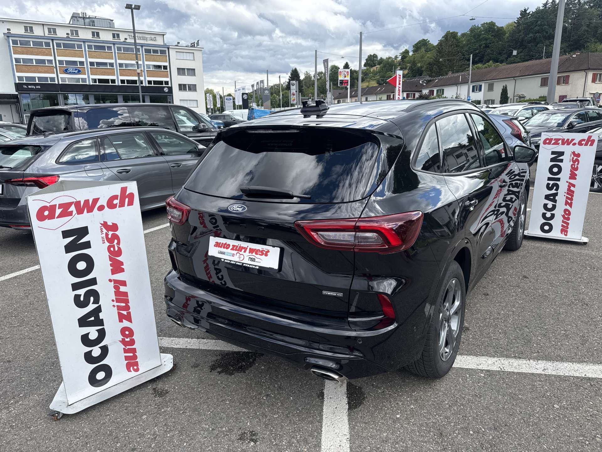 FORD Kuga 2.5 FHEV ST-Line X 4WD Automat-showroom-element-2