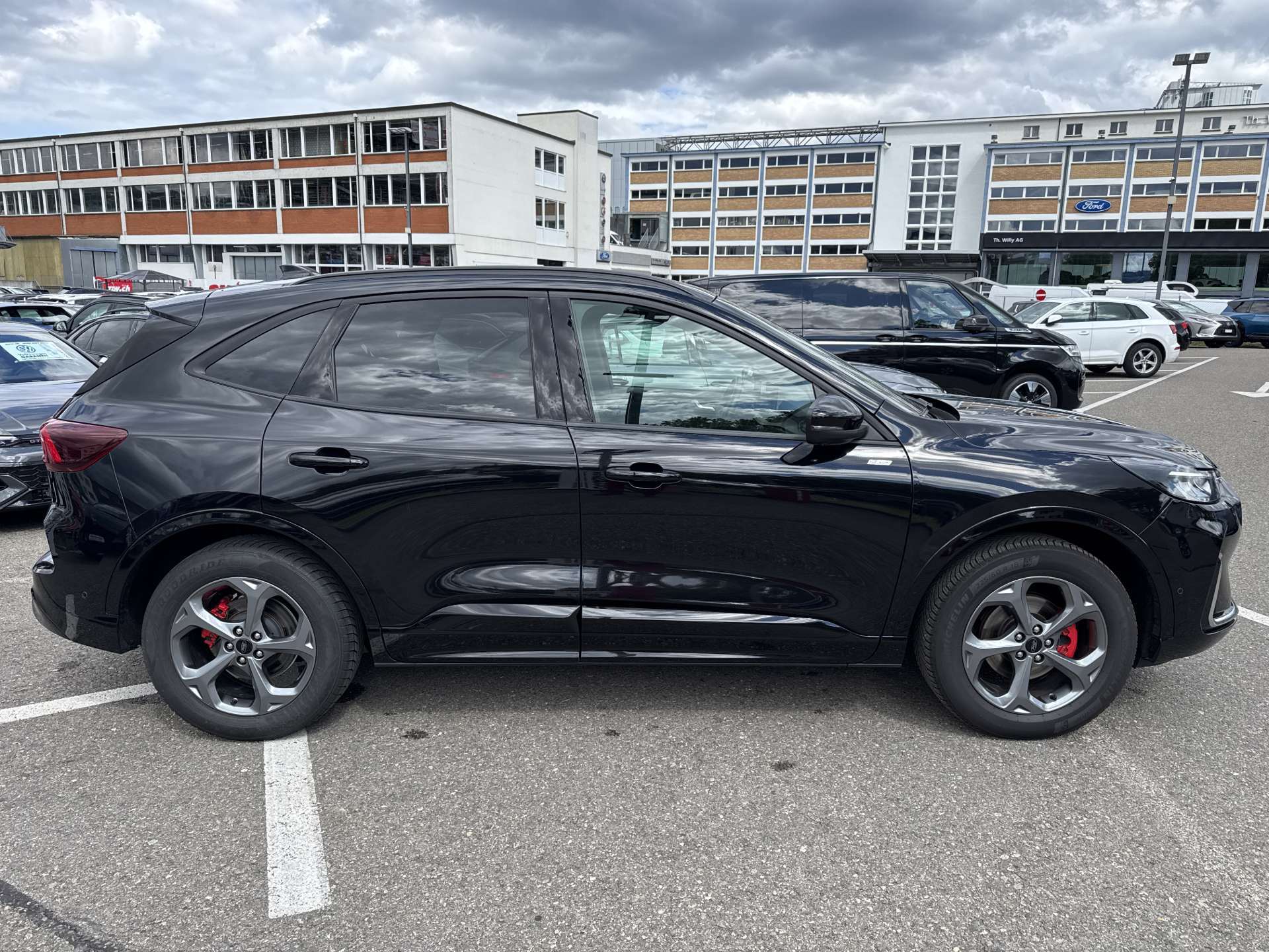 FORD Kuga 2.5 FHEV ST-Line X 4WD Automat-image-10