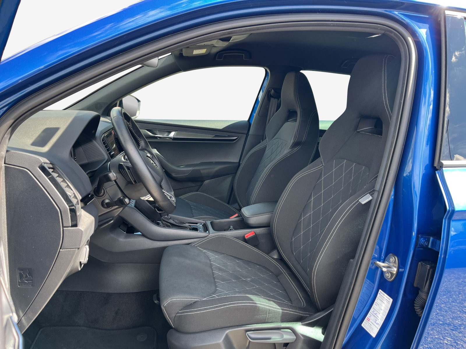 SKODA Karoq 1.5 TSI ACT SportLine DSG-image-7