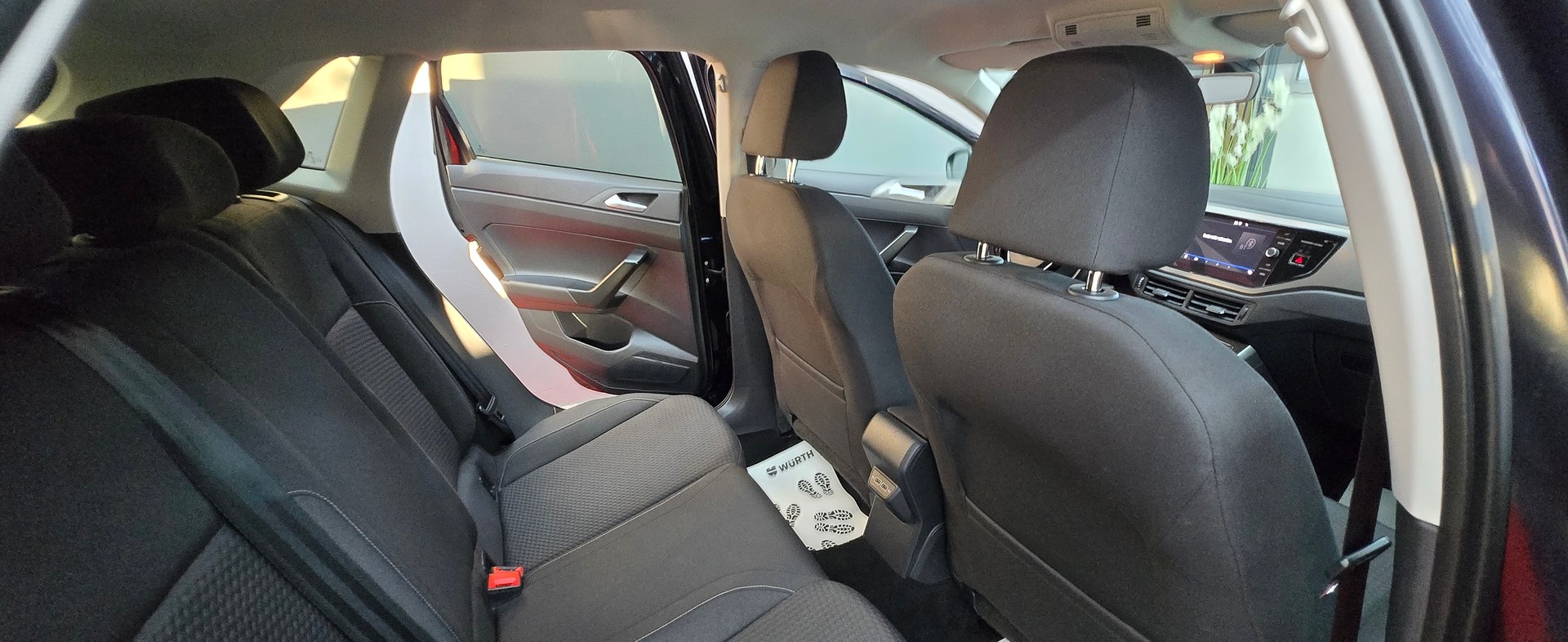VW Polo 1.0 TSI BMT Comfortline-image-12