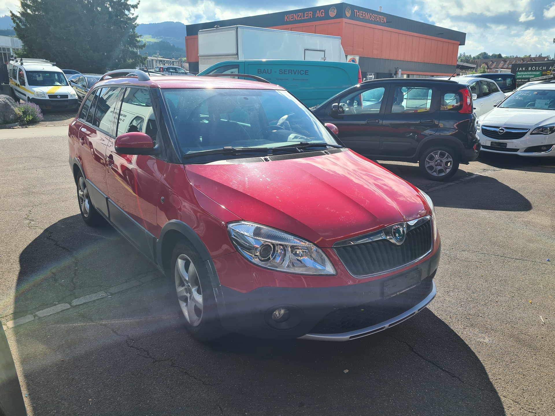 SKODA Fabia 1.2 TSI Scout-showroom-element-2