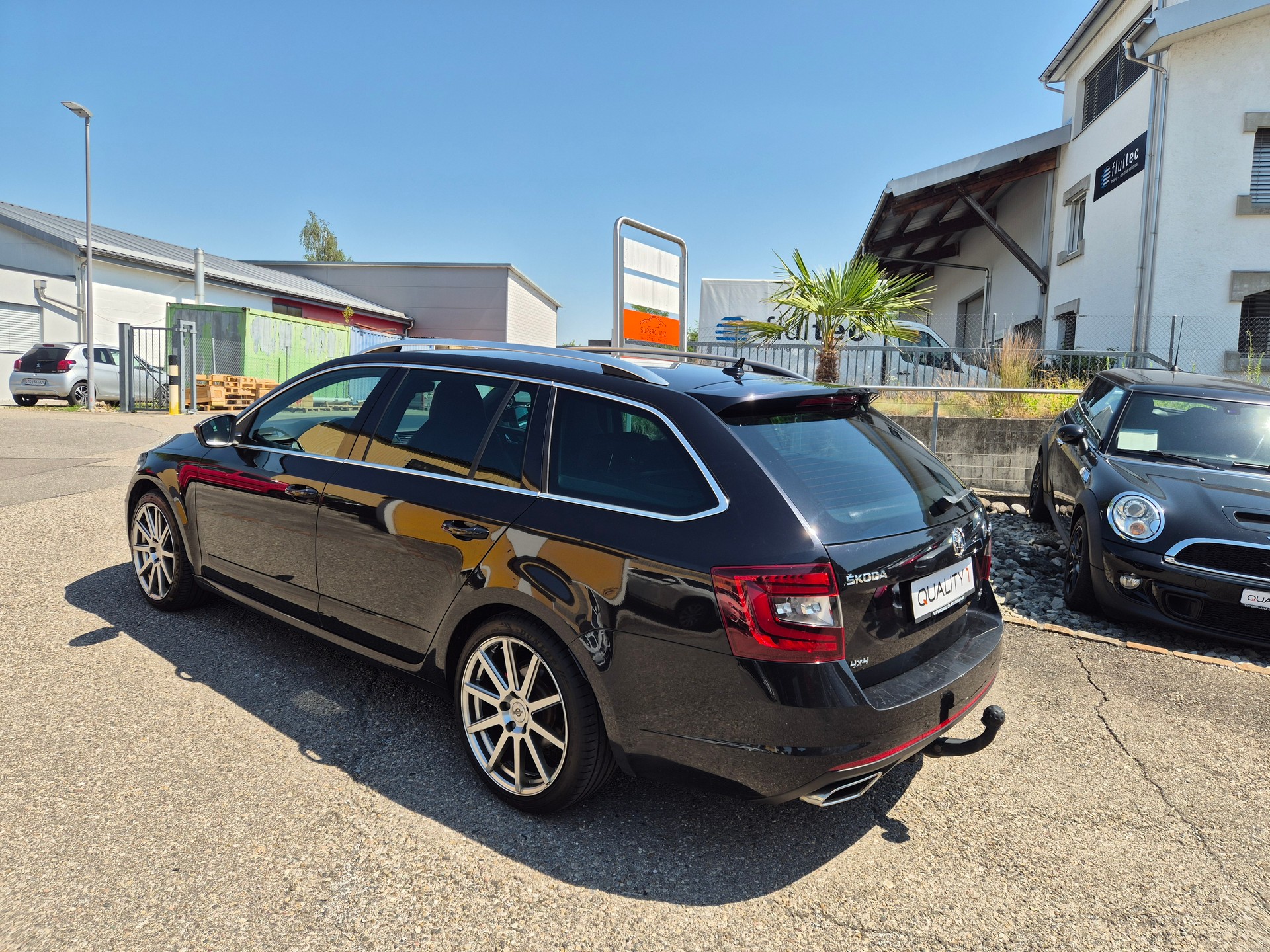SKODA Octavia Combi 2.0 TDI RS 4x4 DSG-image-3