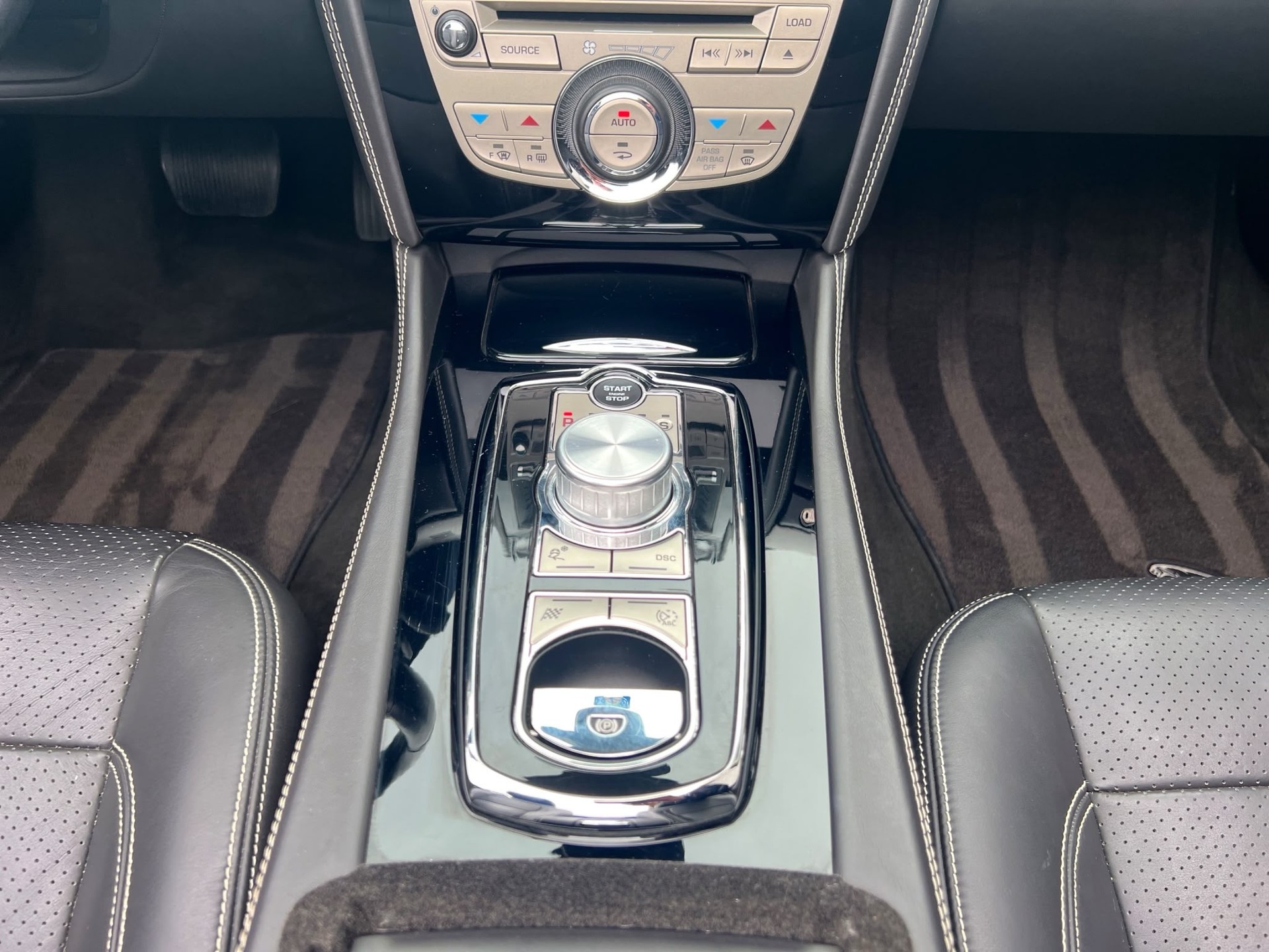 JAGUAR XK 5.0 V8 Automatic-image-17