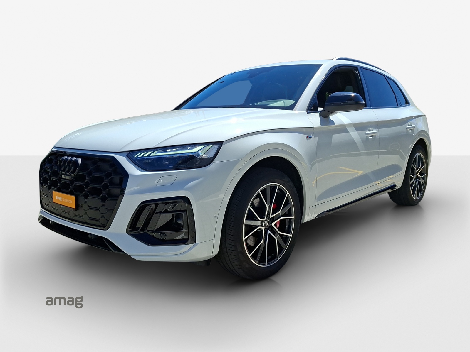 AUDI Q5 40 TDI Black Edition quattro S-tronic-image-0
