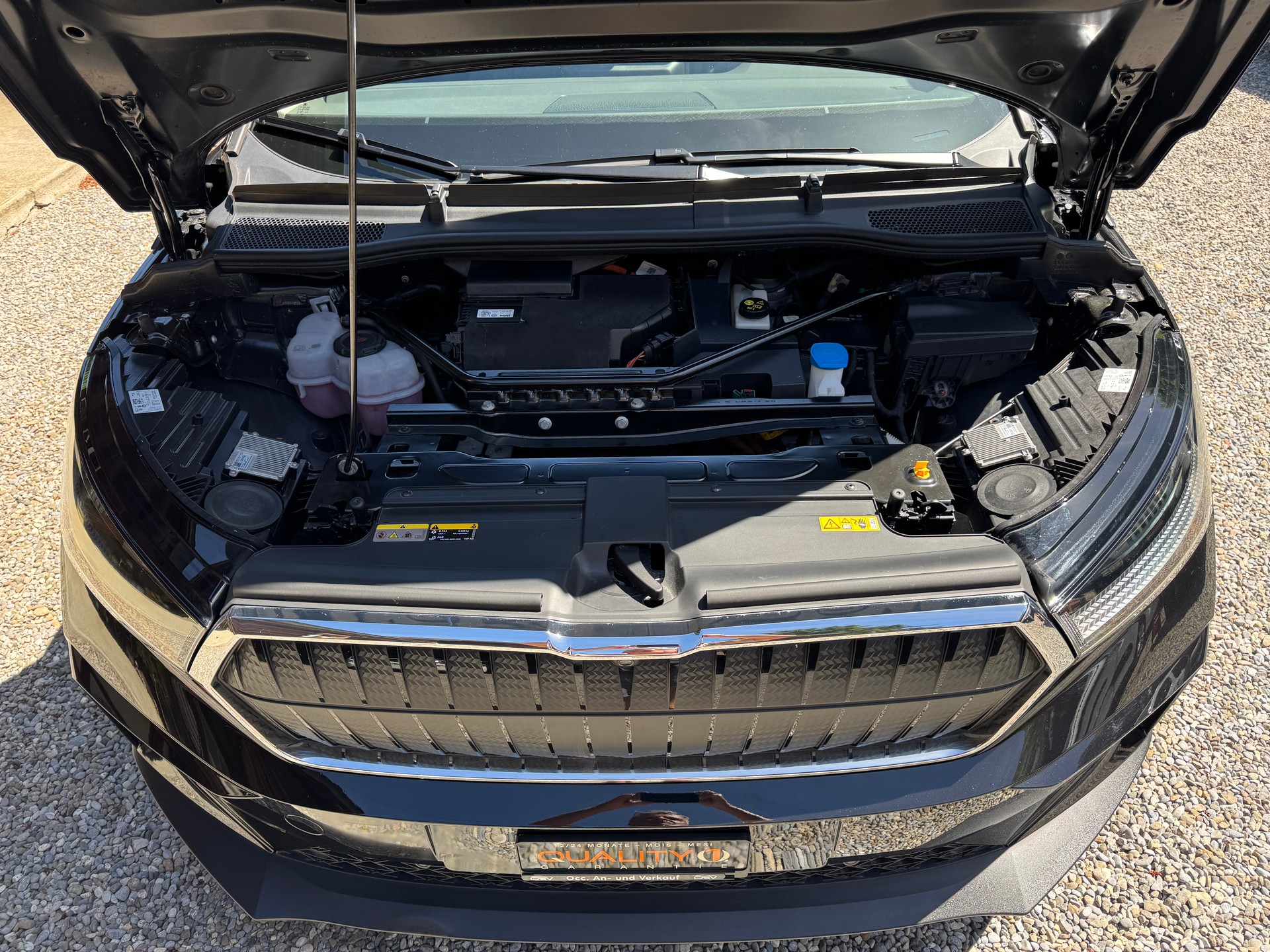 SKODA Enyaq iV 60-image-7