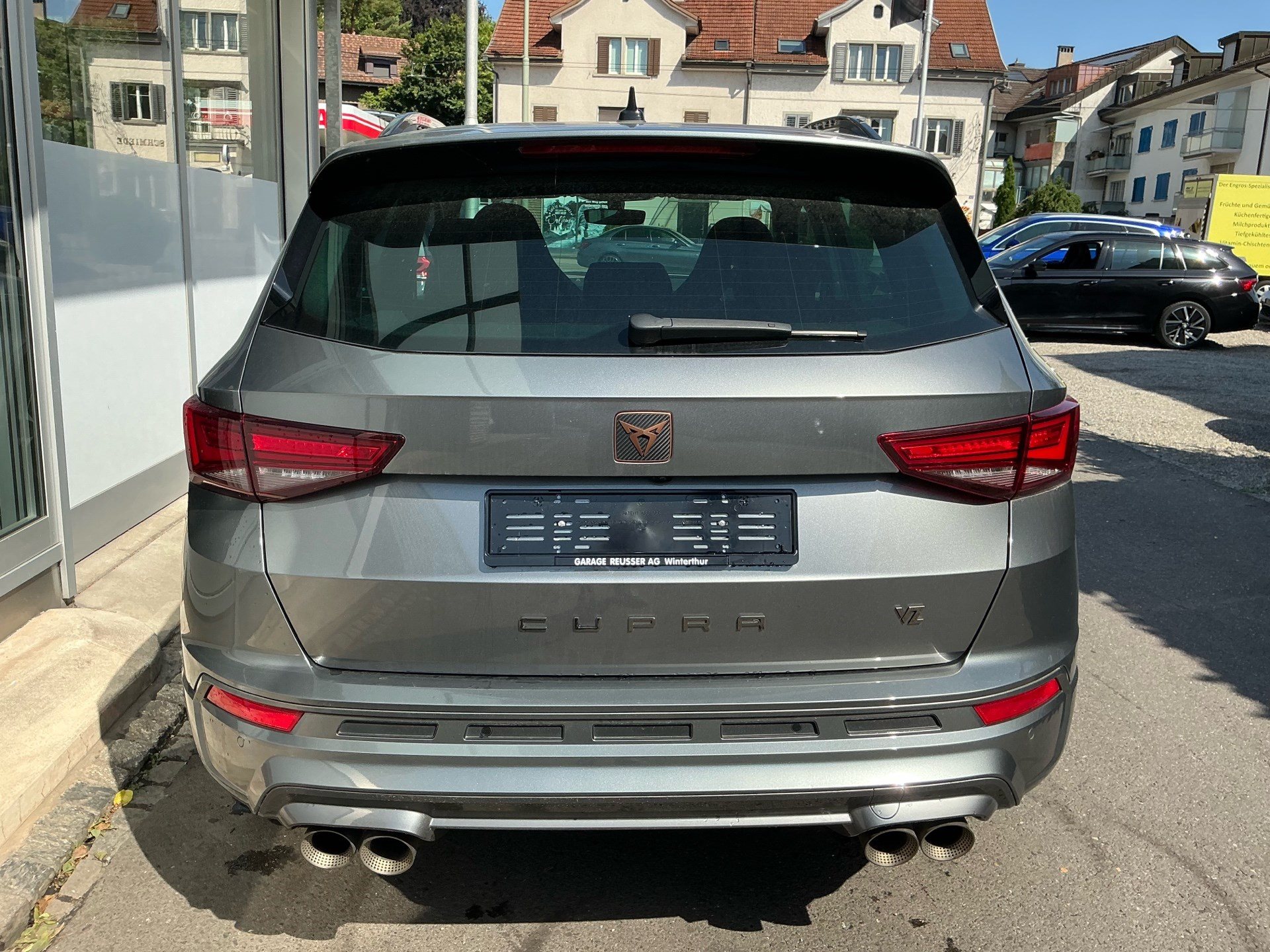 CUPRA Ateca VZ 4Drive *** AKRAPOVIC SPORTAUSPUFF & 5 JAHRE WERKSGARANTIE ***-image-4