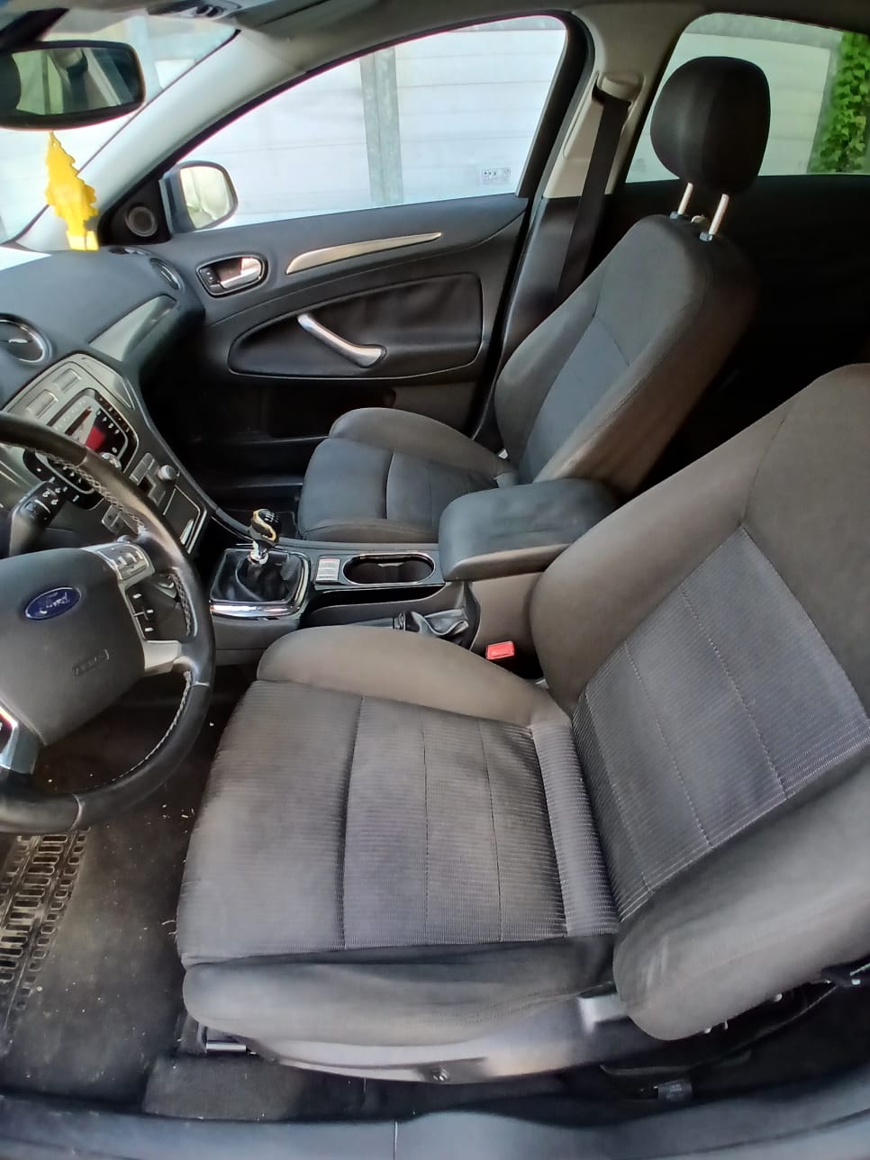 FORD Mondeo 2.0 TDCi 16V Titanium Executive-image-7