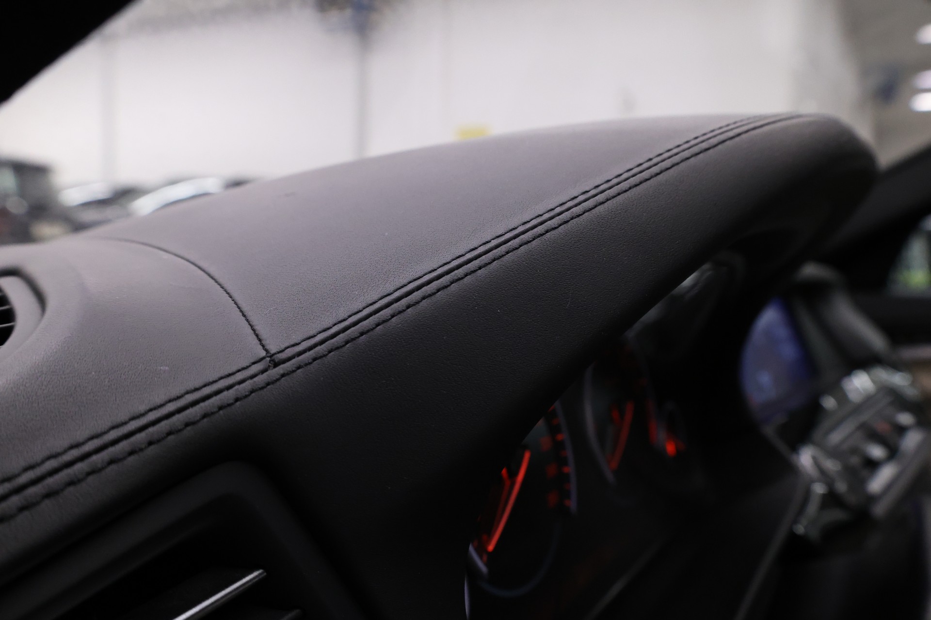 BMW 535i xDrive SAG Touring-image-21