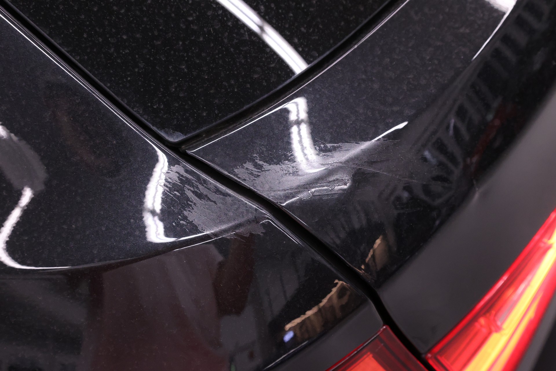 BMW 535i xDrive SAG Touring-image-6