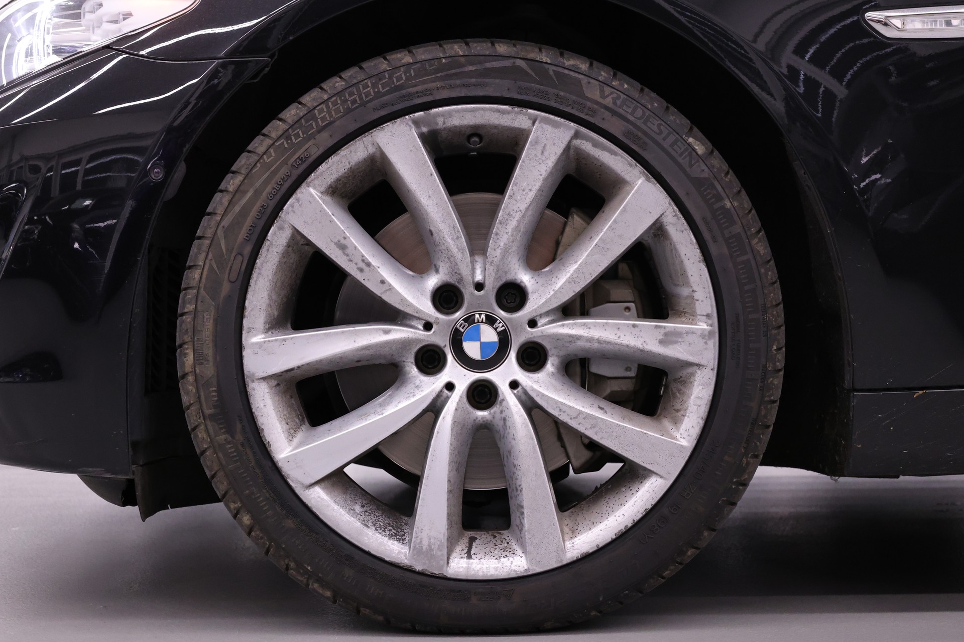 BMW 535i xDrive SAG Touring-image-12