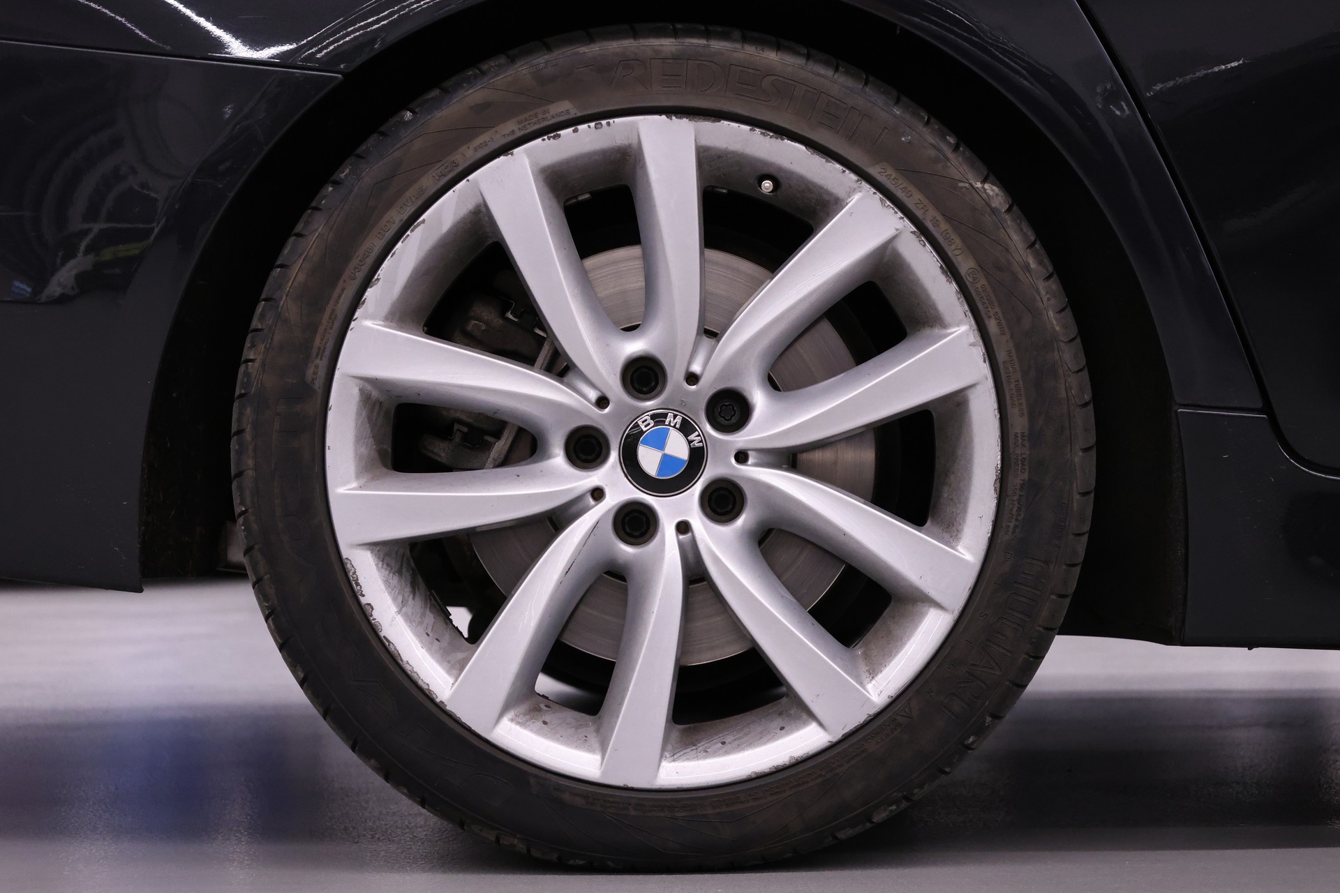 BMW 535i xDrive SAG Touring-image-14