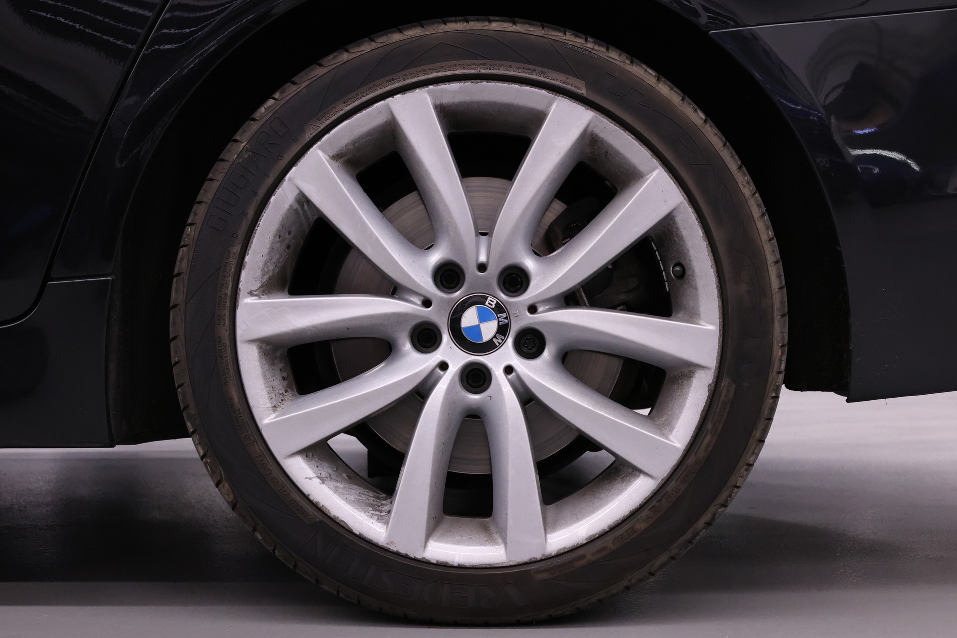 BMW 535i xDrive SAG Touring-image-13