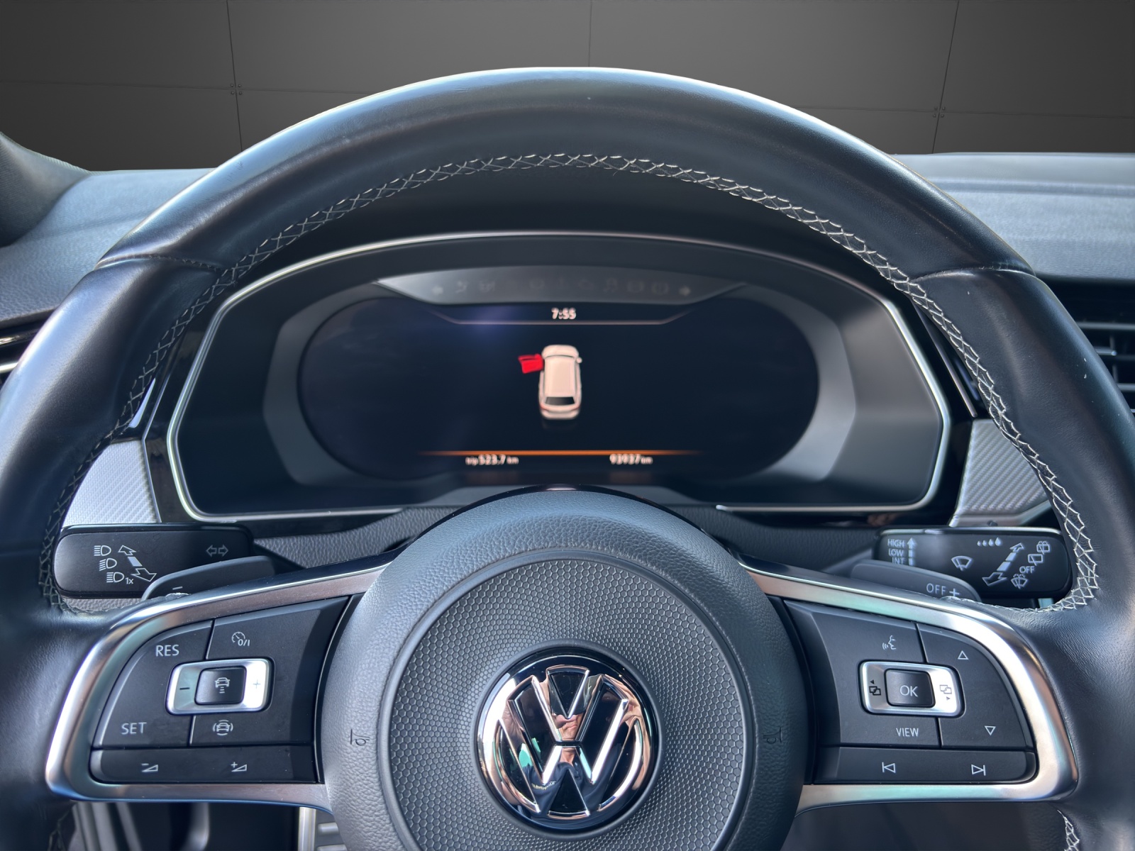 VW Passat Variant 2.0 TDI BMT Highline DSG 4Motion-image-5