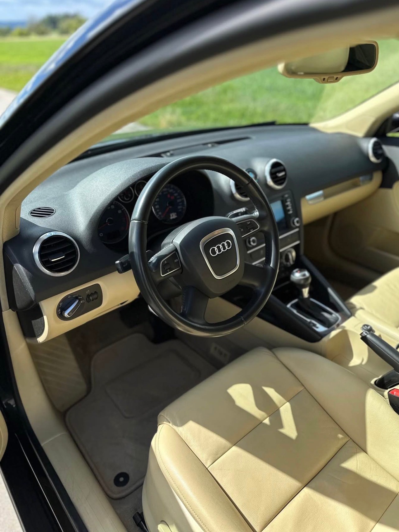 AUDI 2.0 16V T FSI Ambition q.S-Tr-image-1