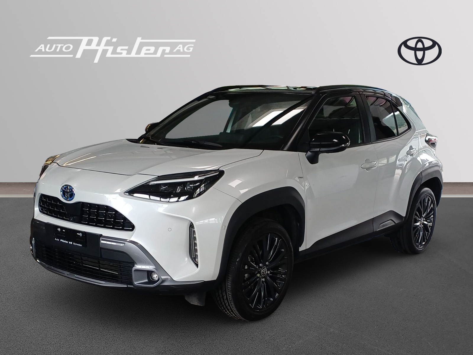 TOYOTA Yaris Cross 1.5 VVT-i HSD Adventure AWD-i-image-0
