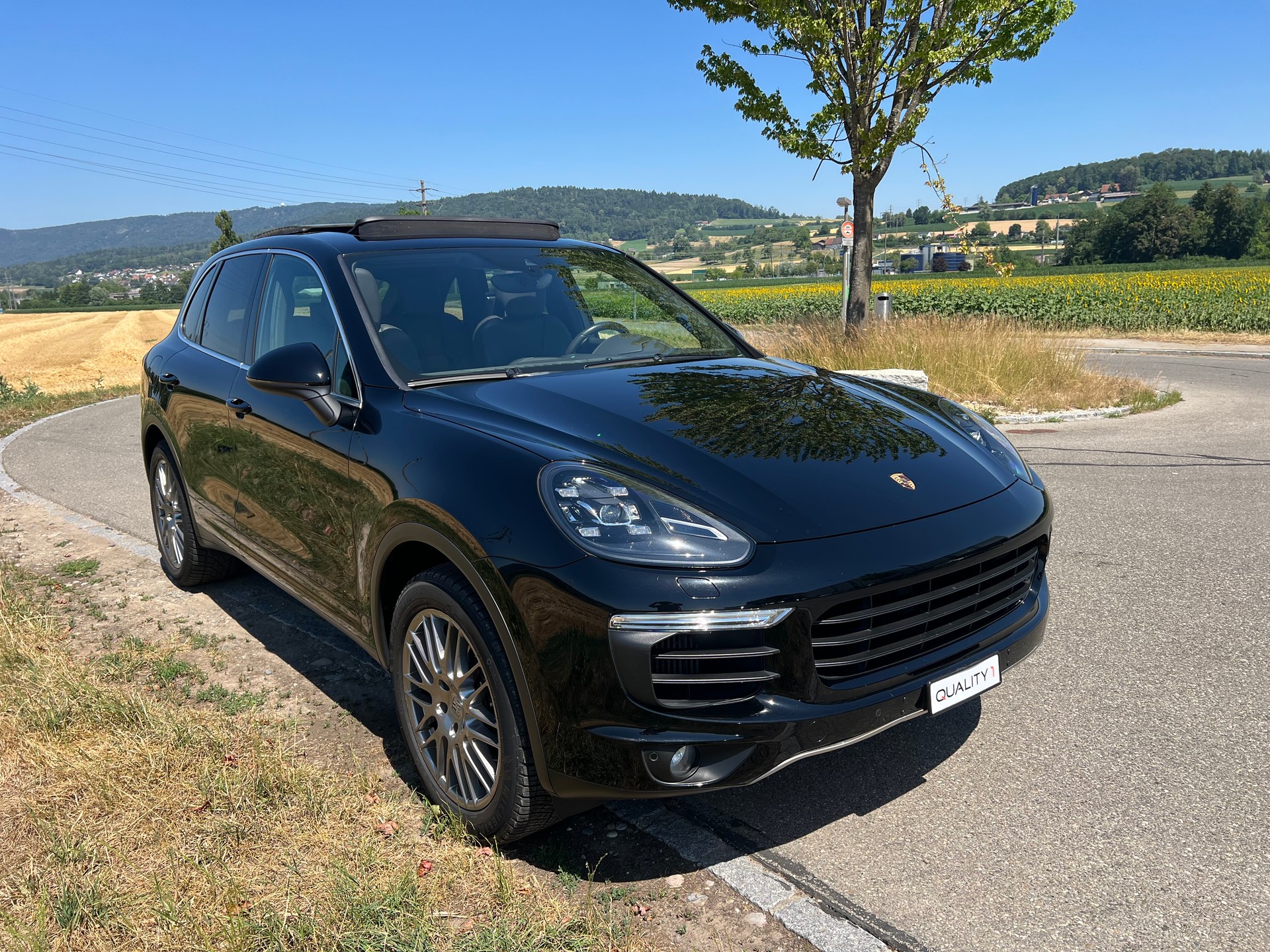 PORSCHE Cayenne Diesel 3.0 V6 TDI * Luftfederung *-image-8