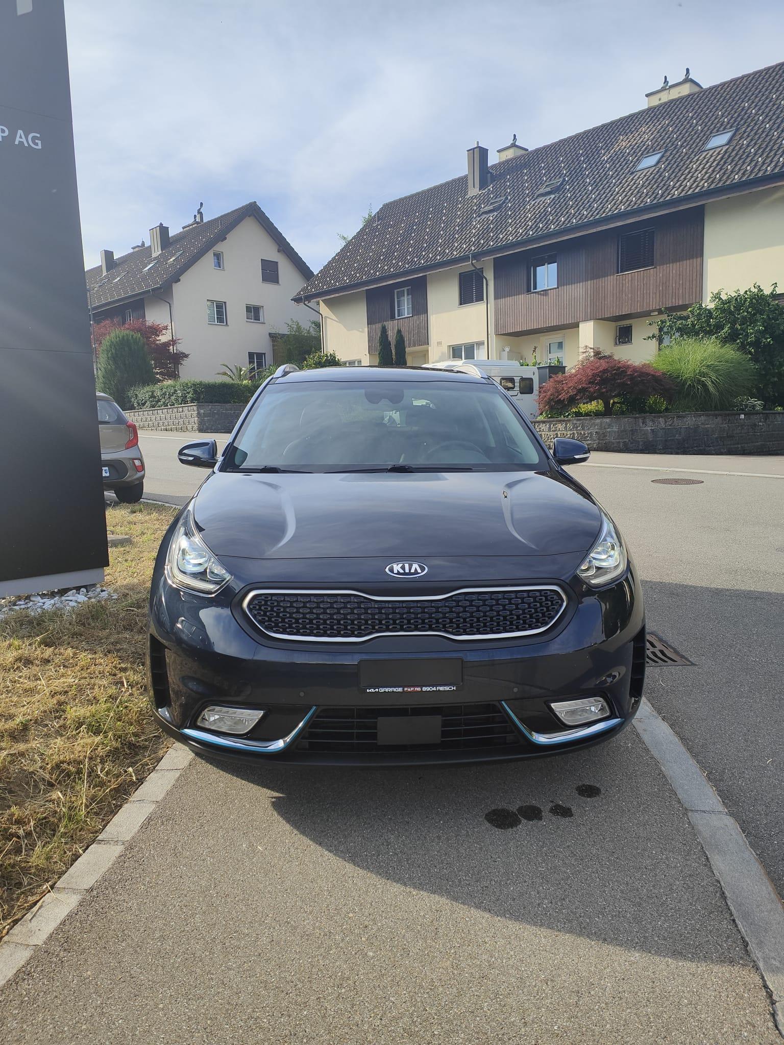 KIA Niro 1.6 GDi Plug-in Hybrid-showroom-element-2