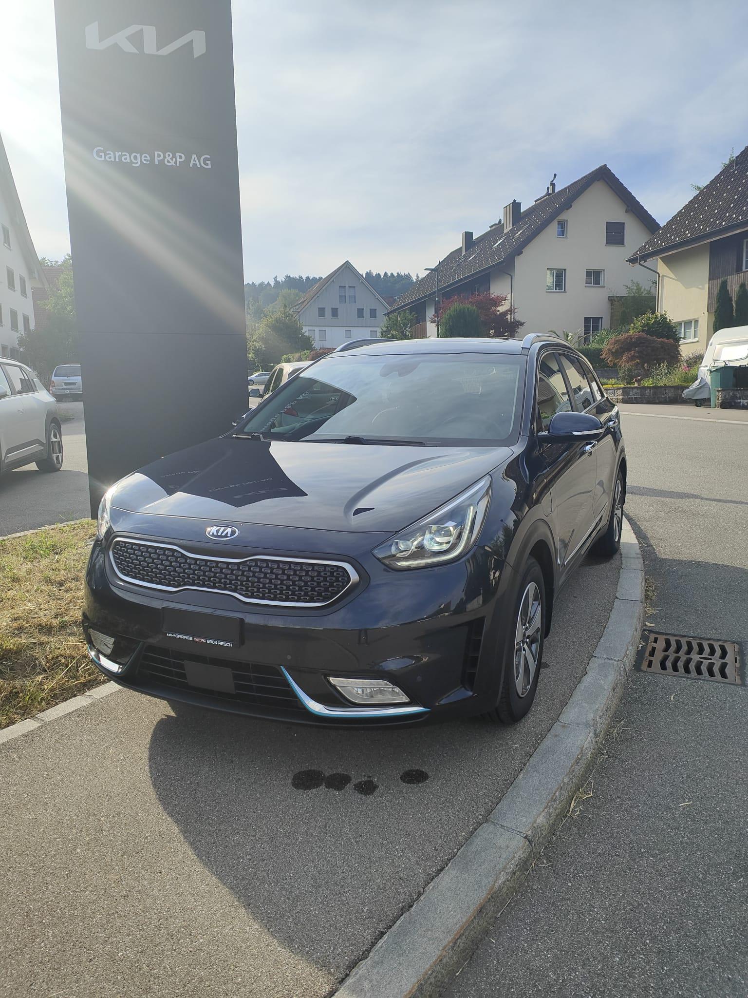 KIA Niro 1.6 GDi Plug-in Hybrid-showroom-element-1