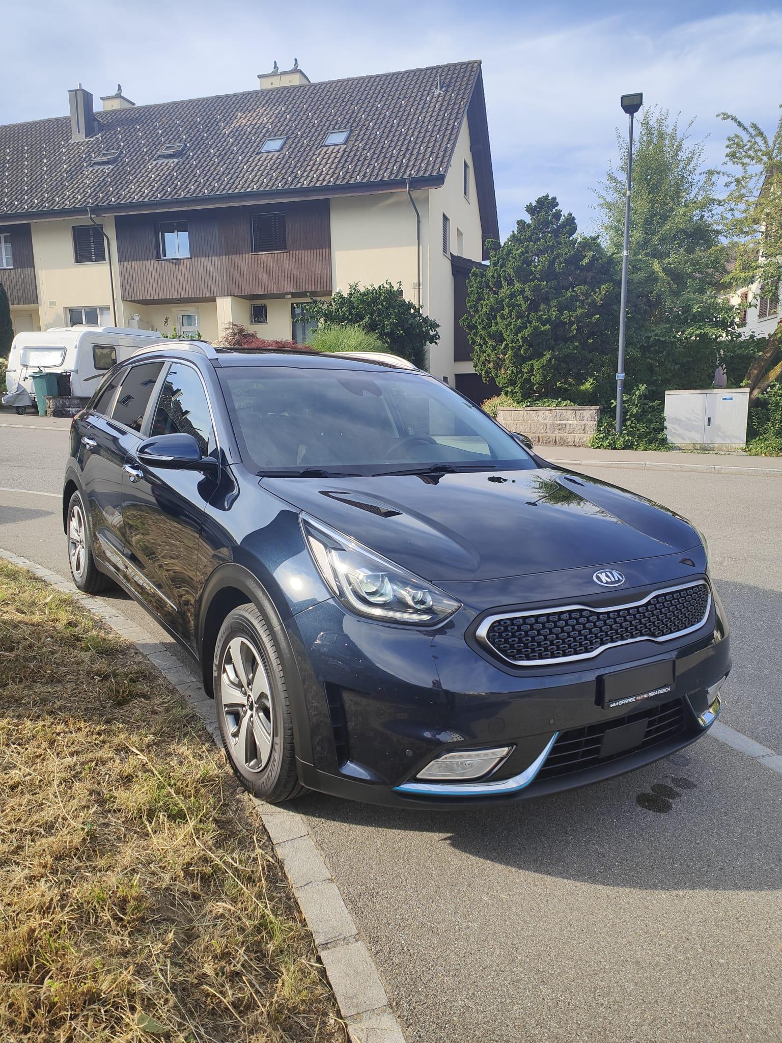 KIA Niro 1.6 GDi Plug-in Hybrid-image-3