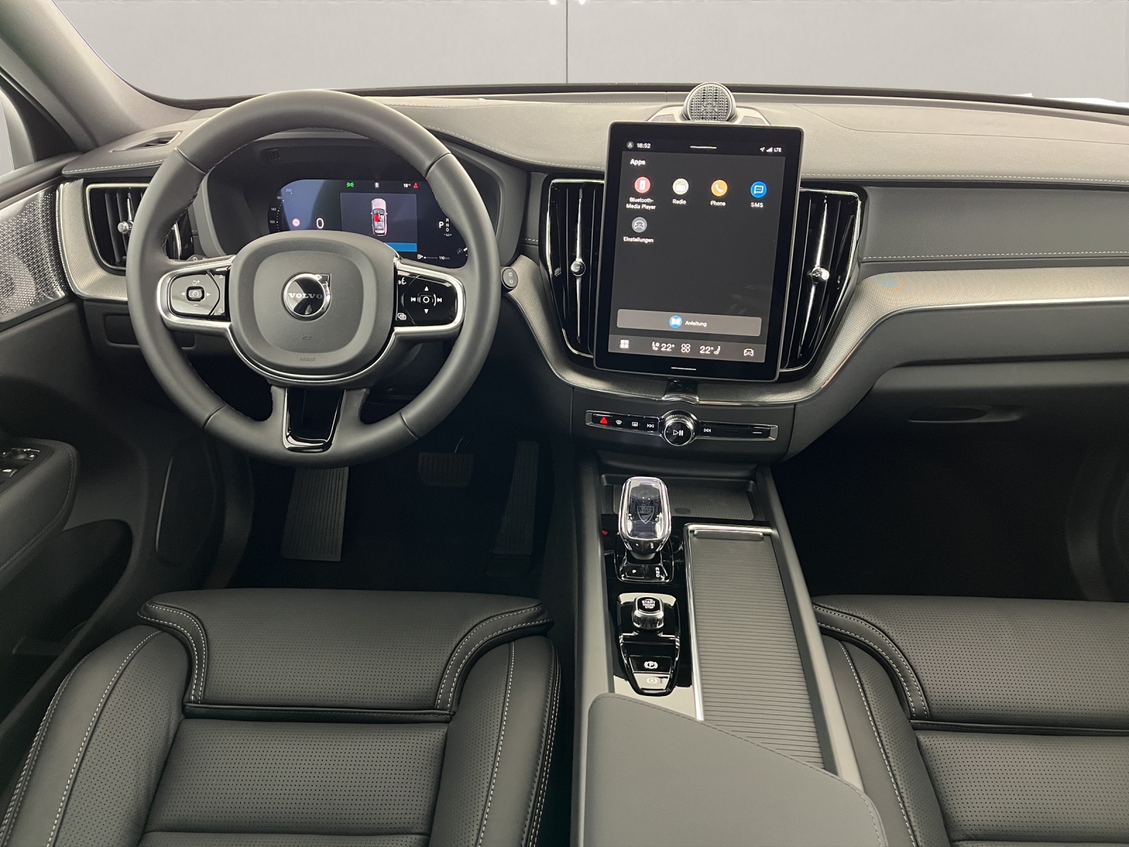 VOLVO XC60 2.0 B5 MH Black Edition AWD-image-9