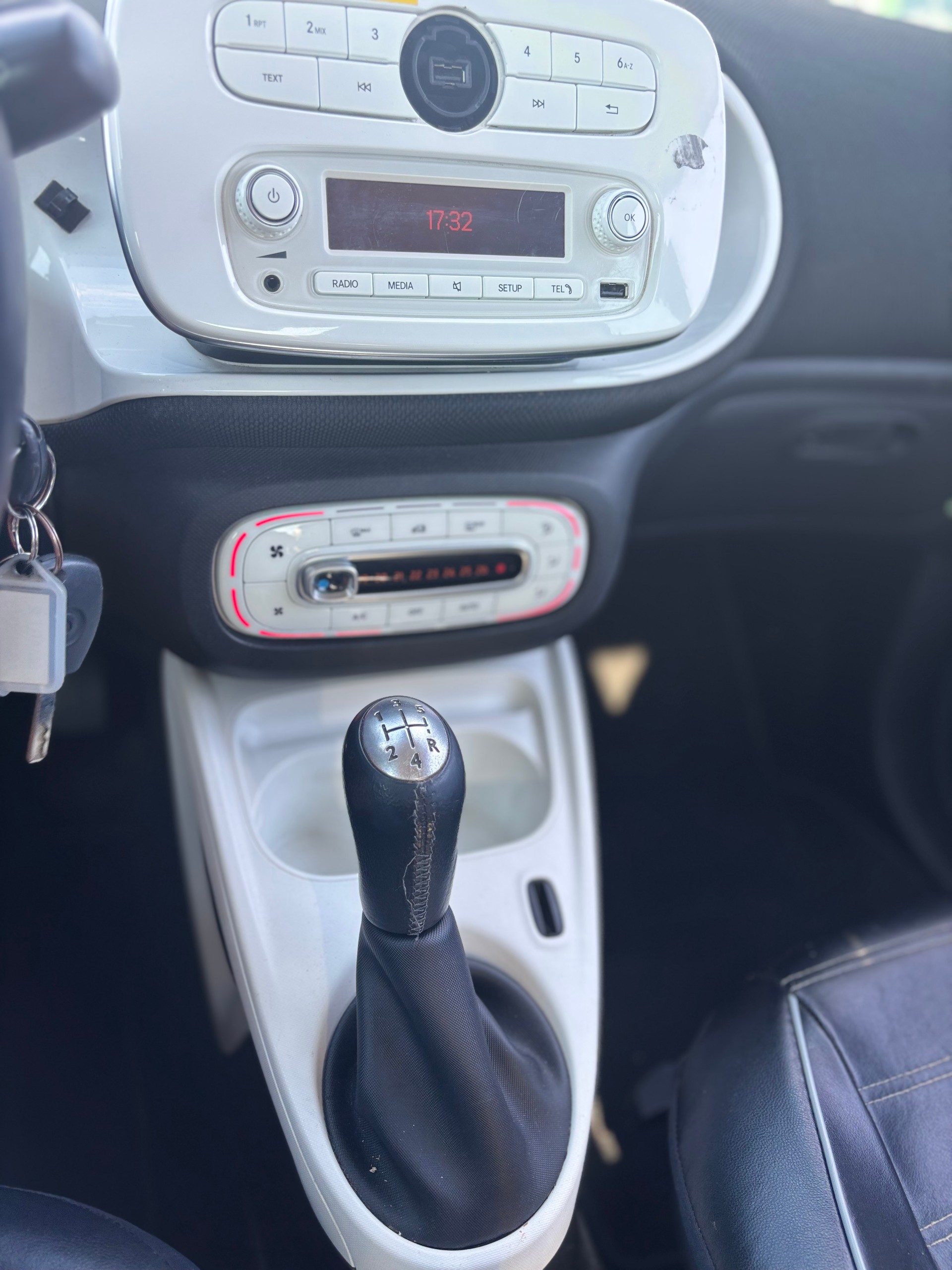 SMART fortwo-image-6