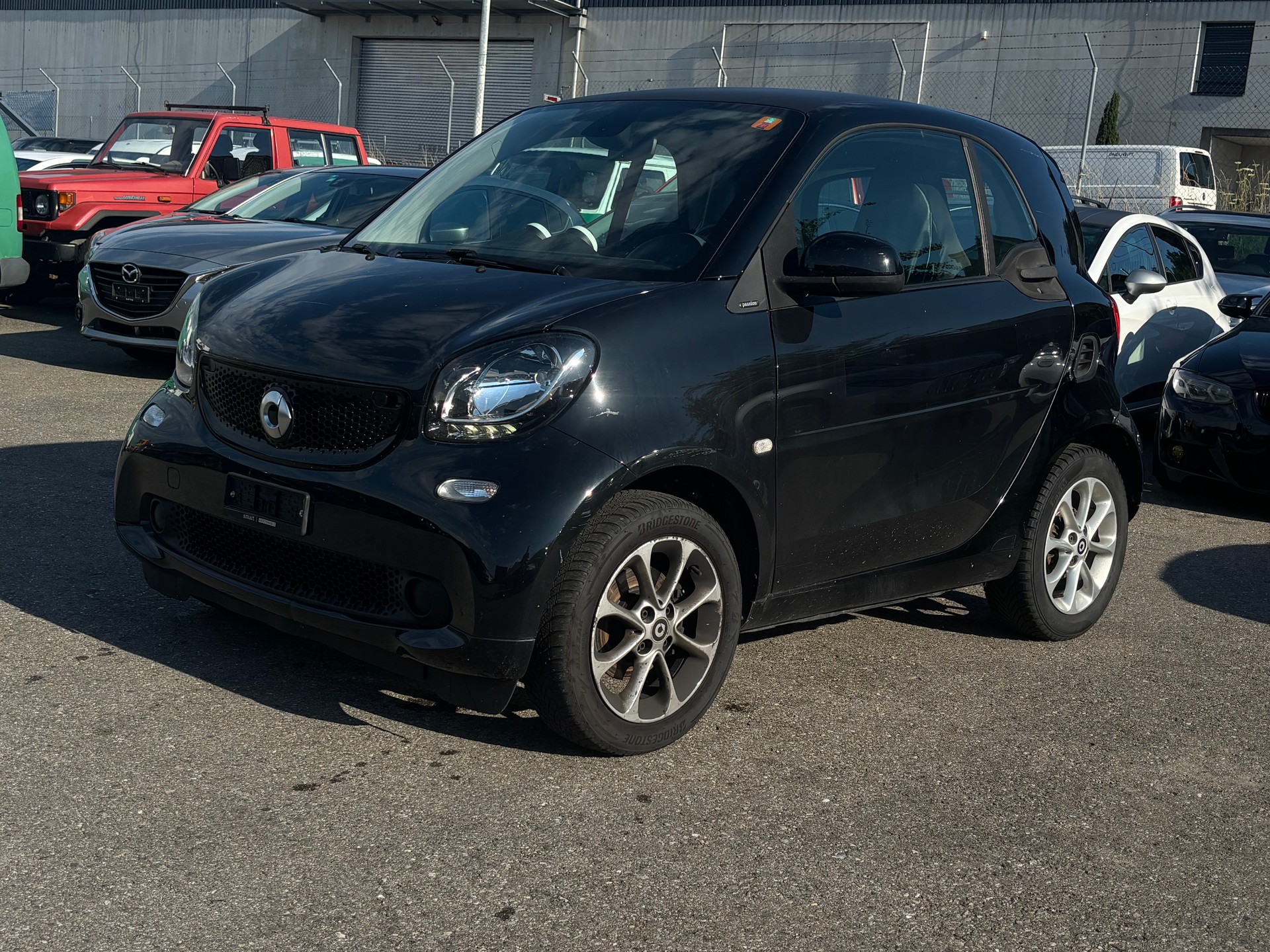 SMART fortwo-image-0