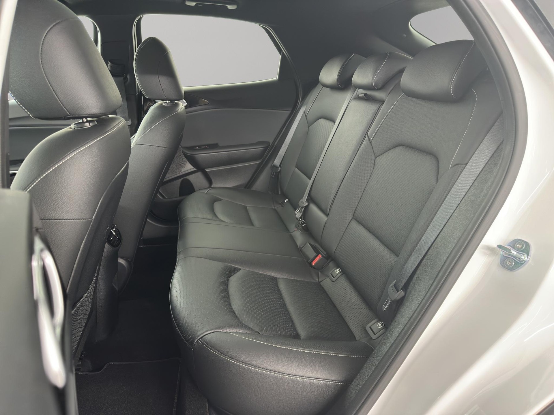 KIA XCeed 1.5 T-GDi MHEV GT-Line-image-7